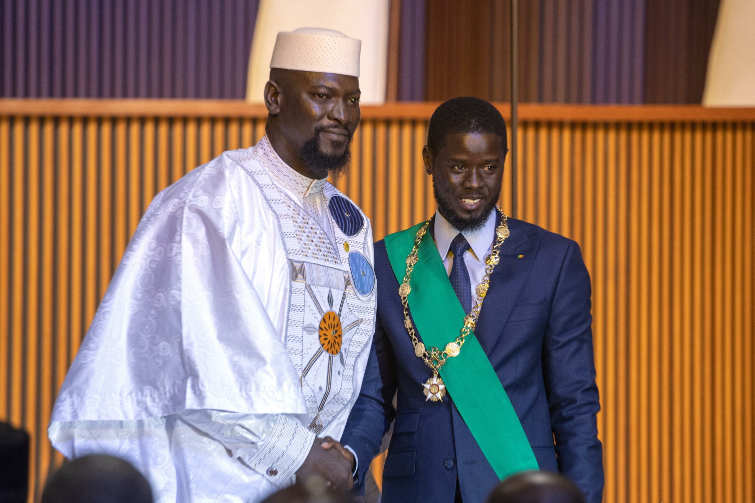 Guinea: leader del golpe Doumbouya vince elezioni presidenziali con 87%