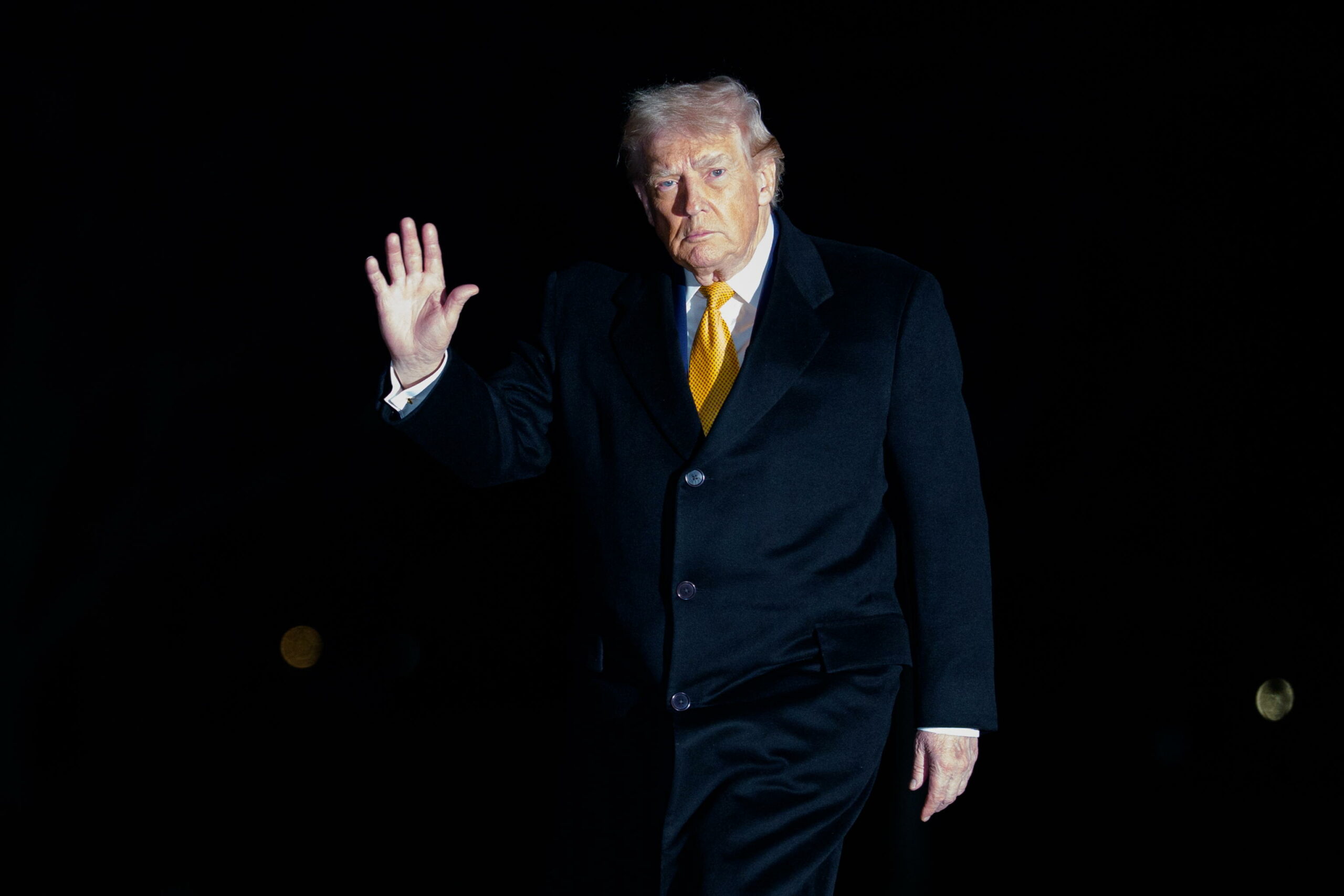 Trump: “Controllo in Venezuela potrebbe durare anni”