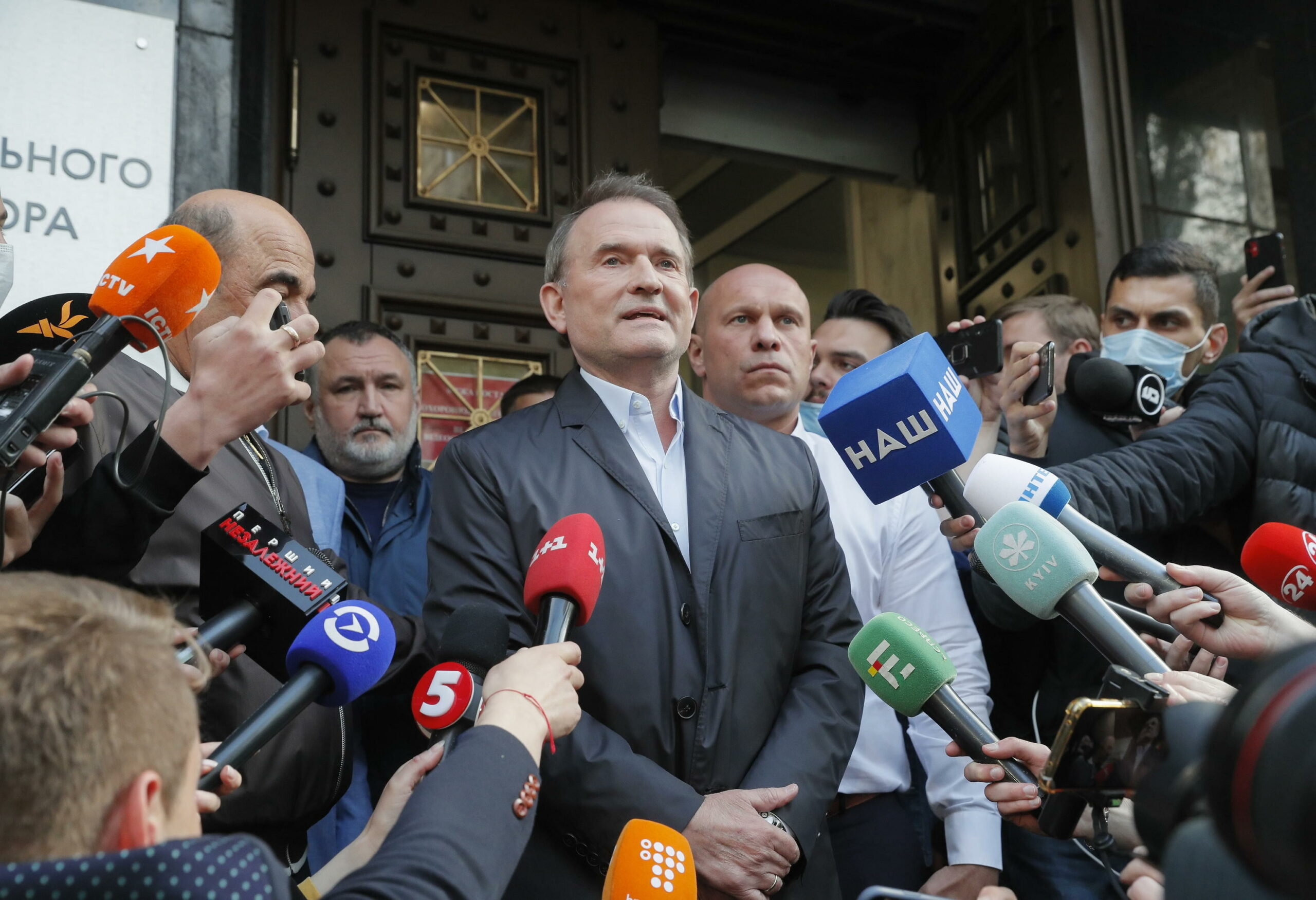 Politico ucraino in esilio lancia allarme su terza guerra mondiale dopo dichiarazione Paesi NATO