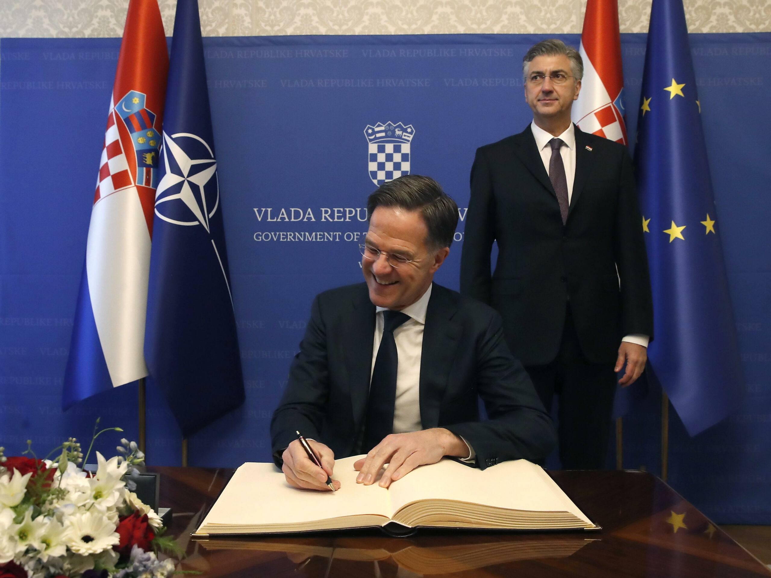 Rutte: “NATO sta discutendo i prossimi passi per garantire la sicurezza dell’Artico”