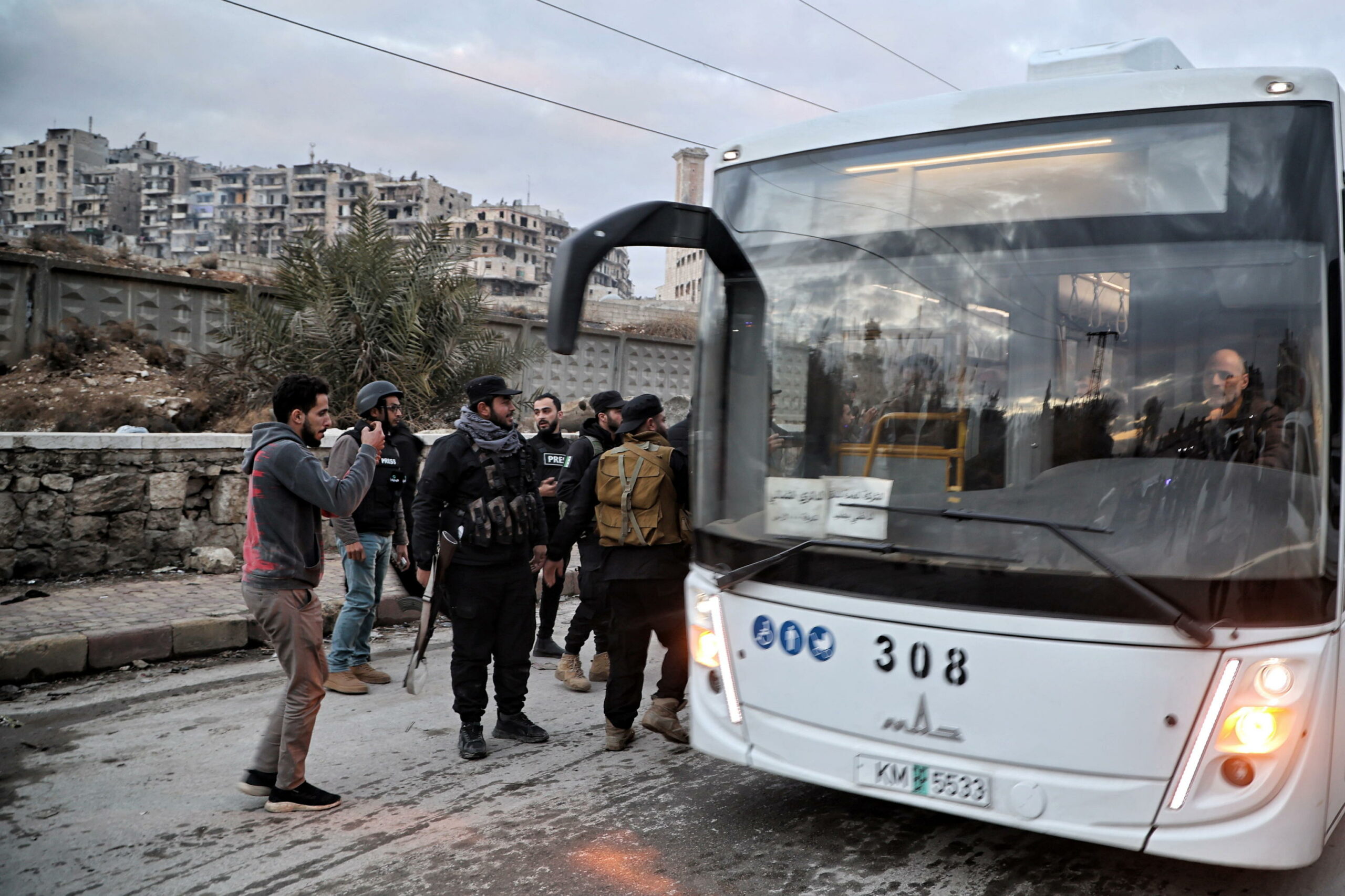 Esercito siriano ordina ritiro curdo da zona a Est di Aleppo