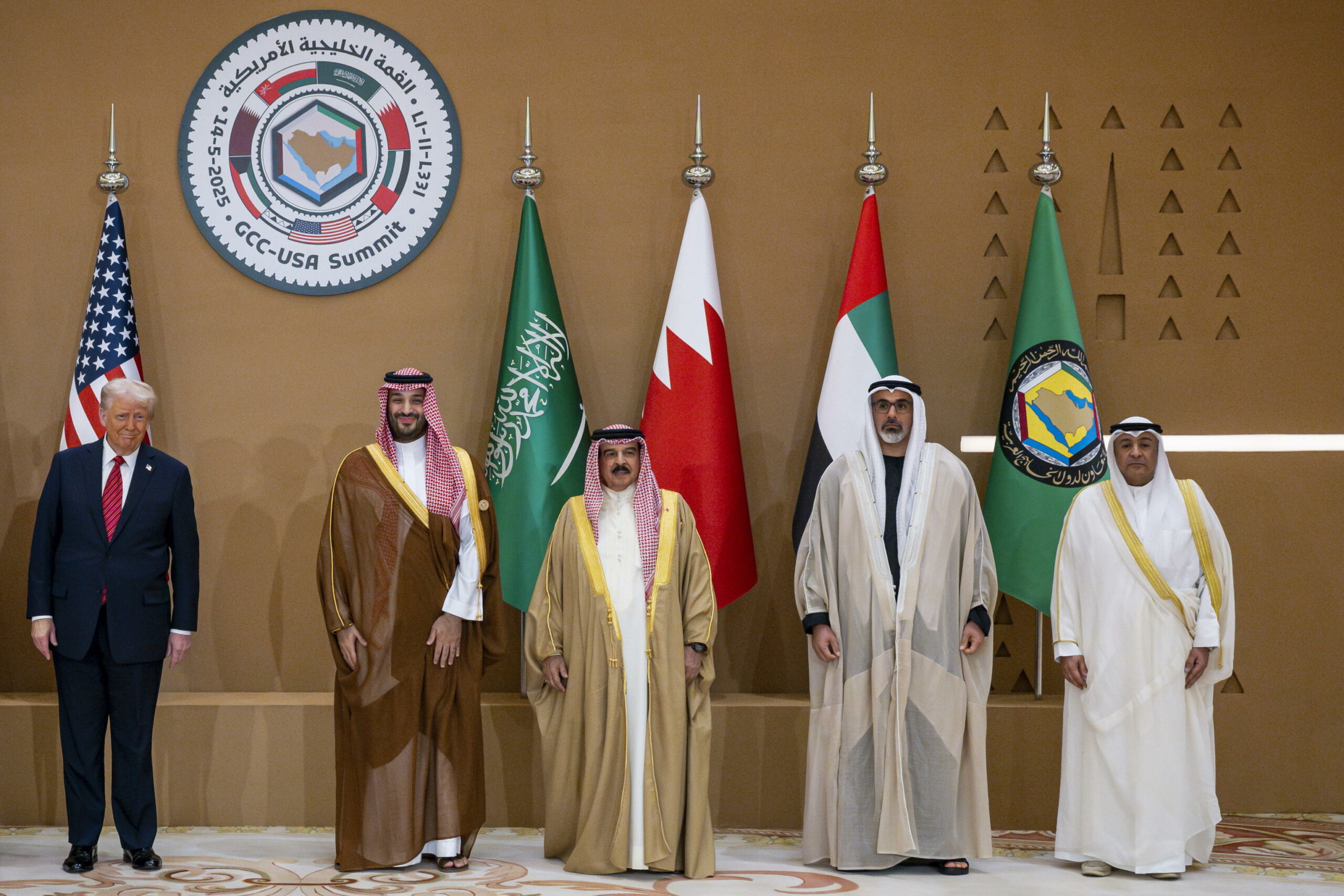 Paesi del Golfo intensificano diplomazia per evitare escalation tra USA e Iran