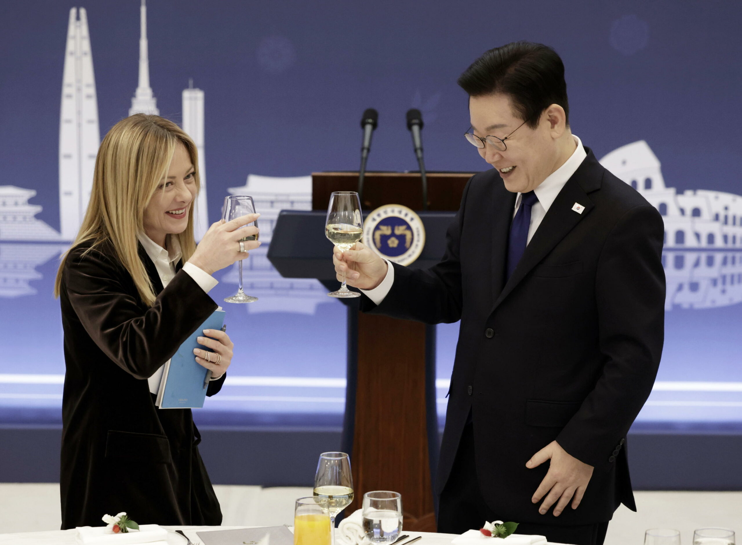 Italia e Corea del Sud rafforzano legami in materia di IA, chip e spazio