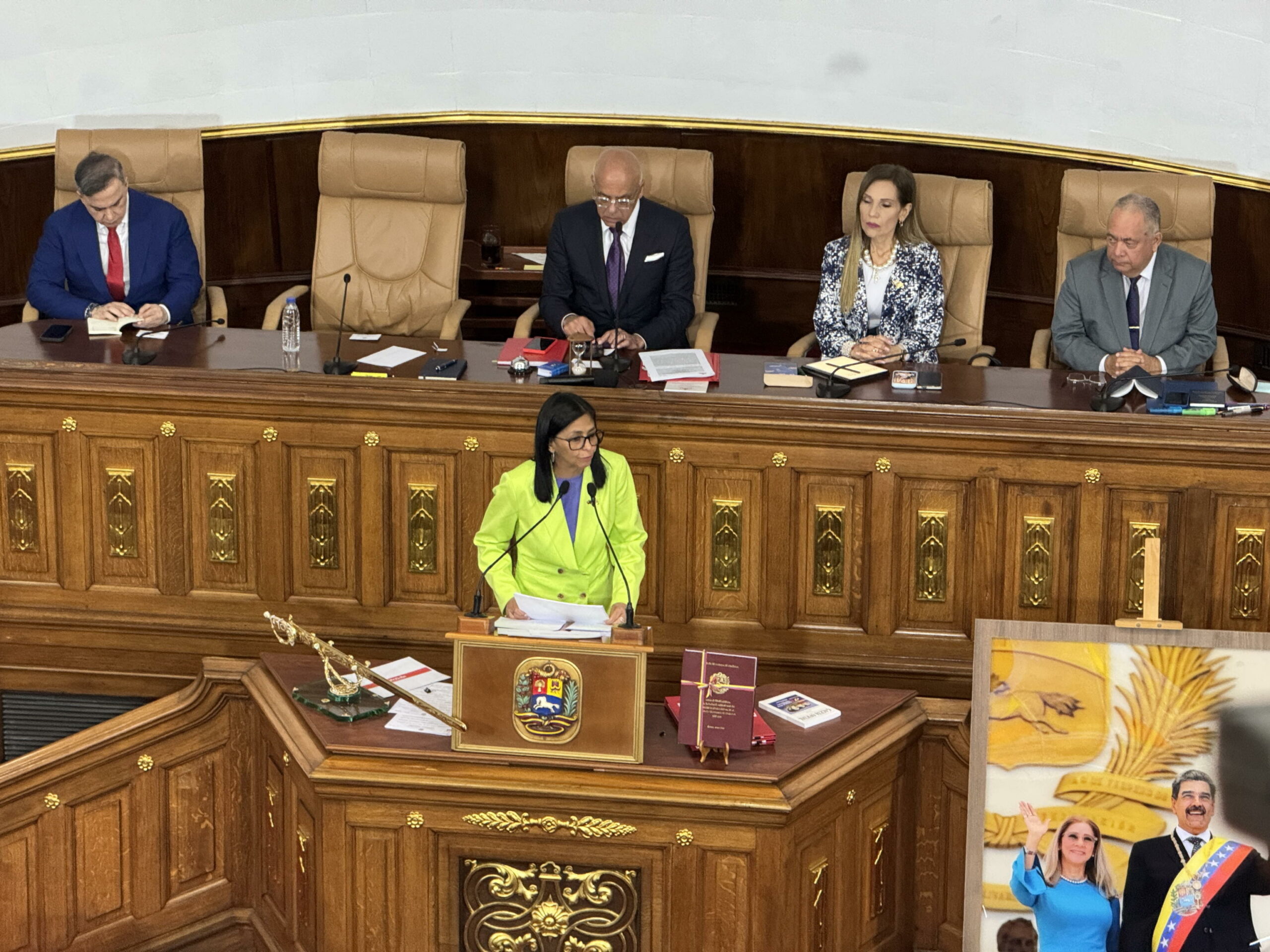 Guardian: Delcy Rodríiuez ha assicurato cooperazione con USA prima della cattura di Maduro