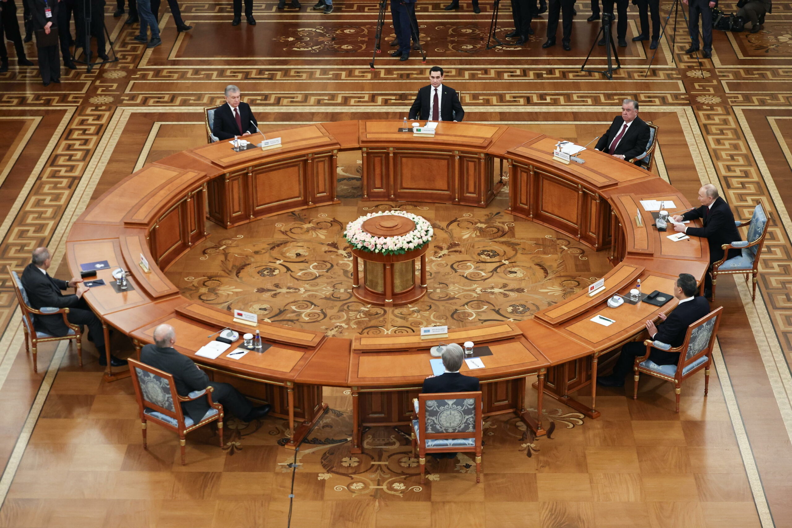 Uzbekistan e Iraq rilanciano le relazioni puntando su commercio e investimenti