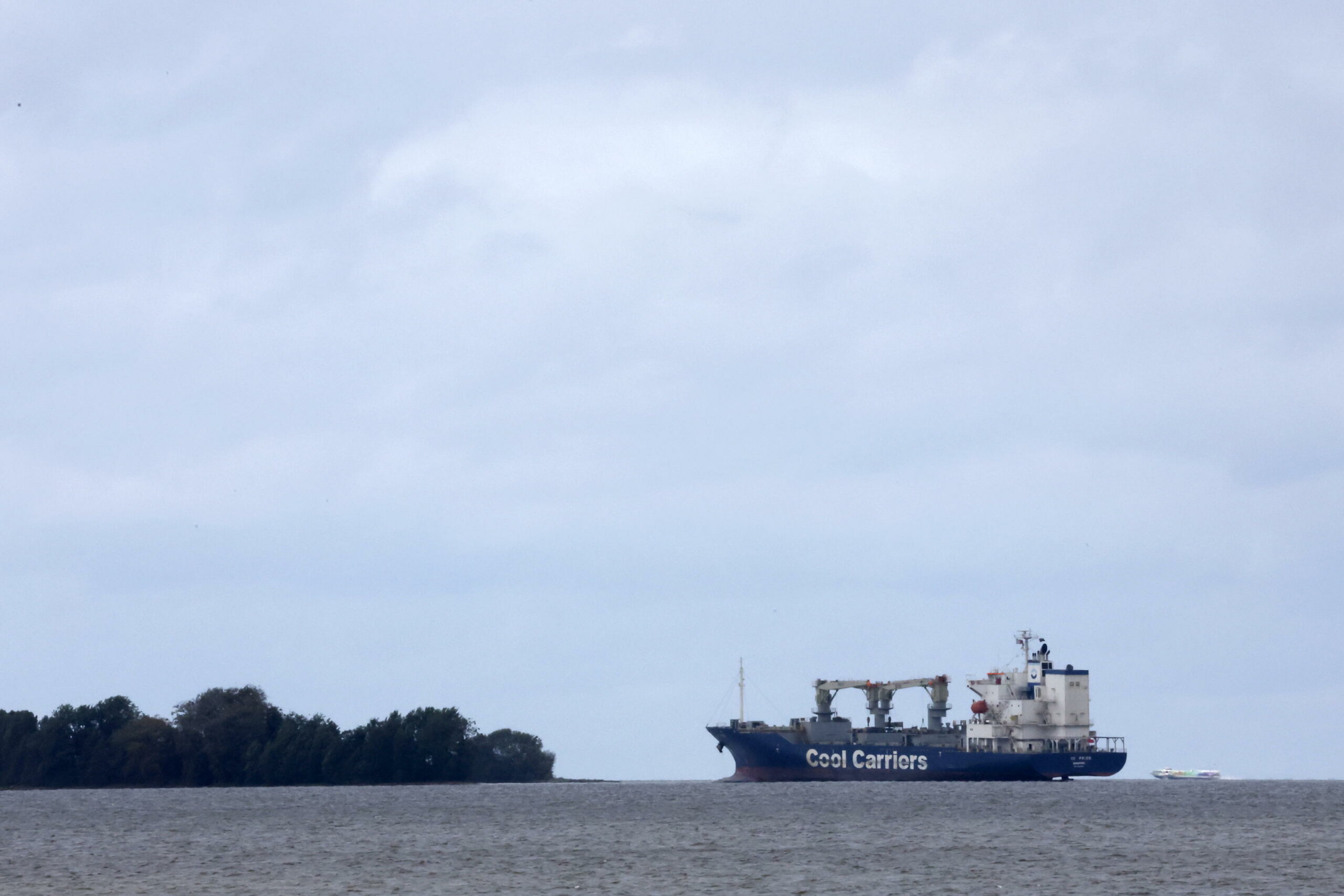 Iran promette ritorsioni dopo sequestro USA di nave cargo