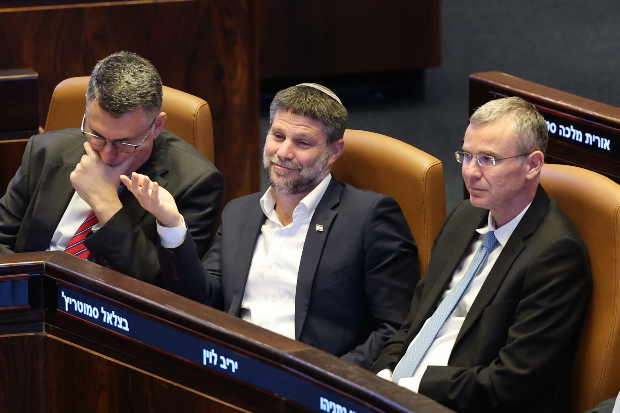 Israele approva misure per rafforzare controllo su Cisgiordania