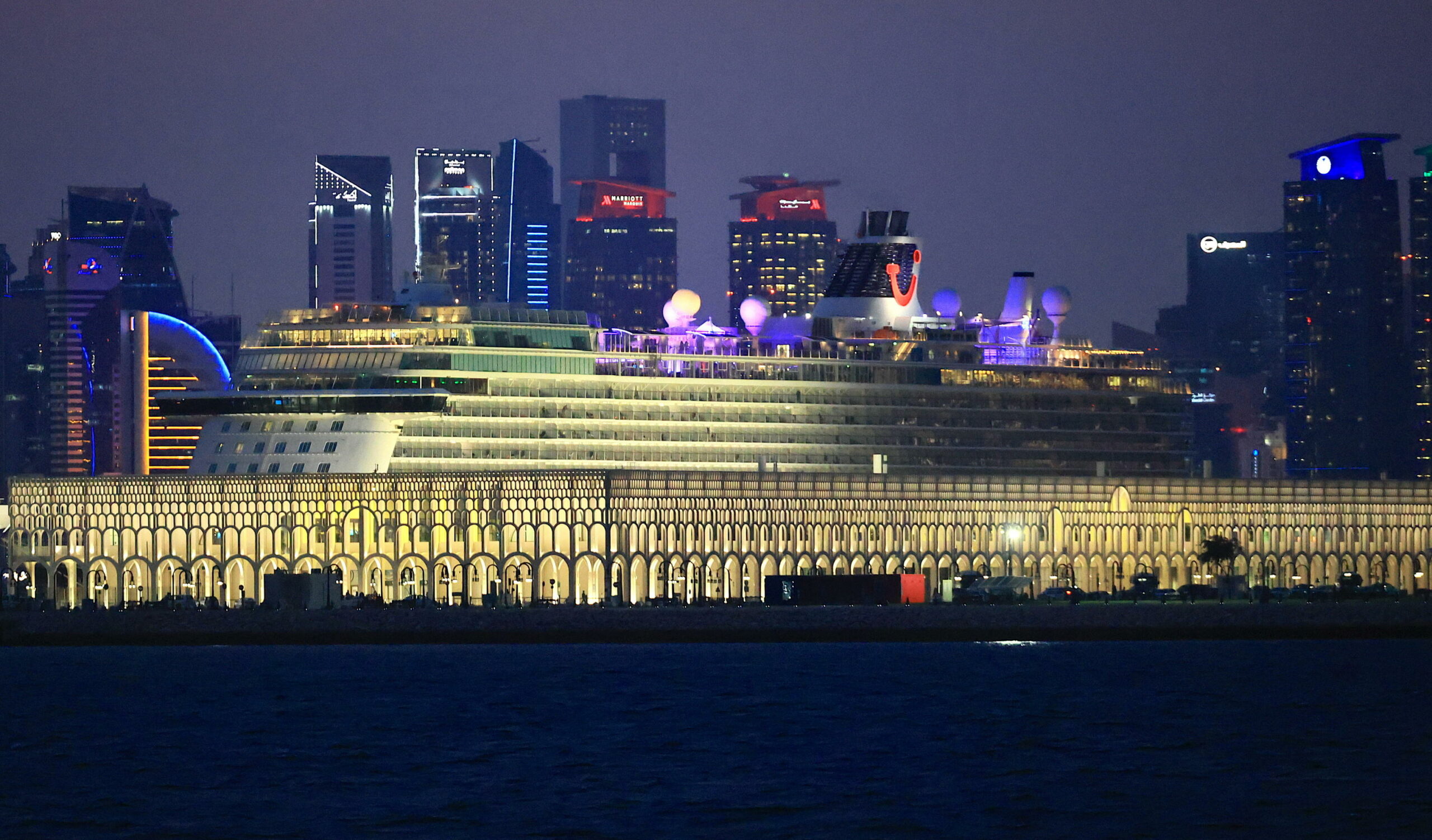 Attacchi dell’Iran rivelano lacune nella difesa del Golfo e dipendenza da tecnologia e intelligence USA