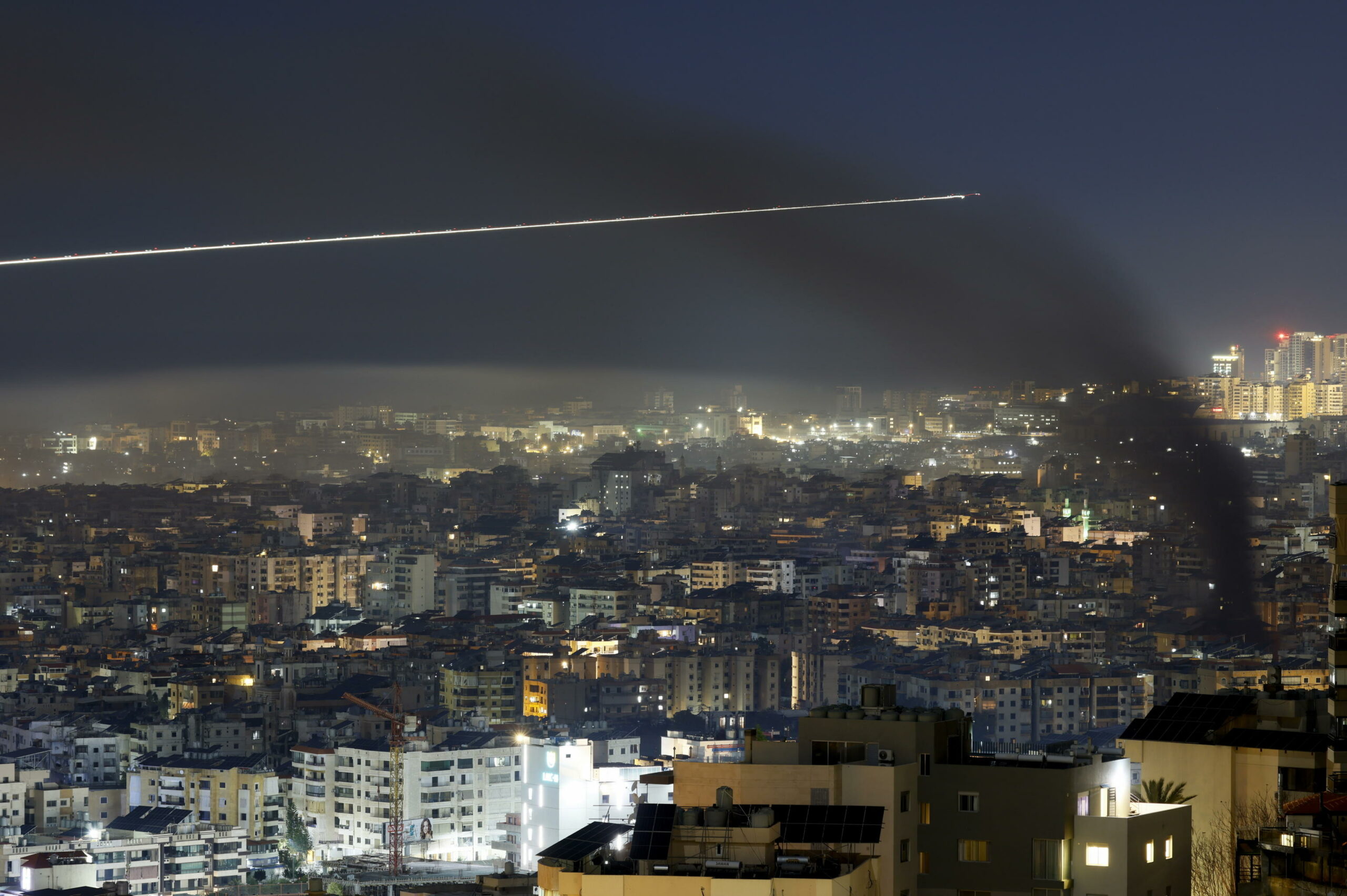 Israele si spinge più in profondità in Libano e si prepara colpire siti missilistici sotterranei dell’Iran