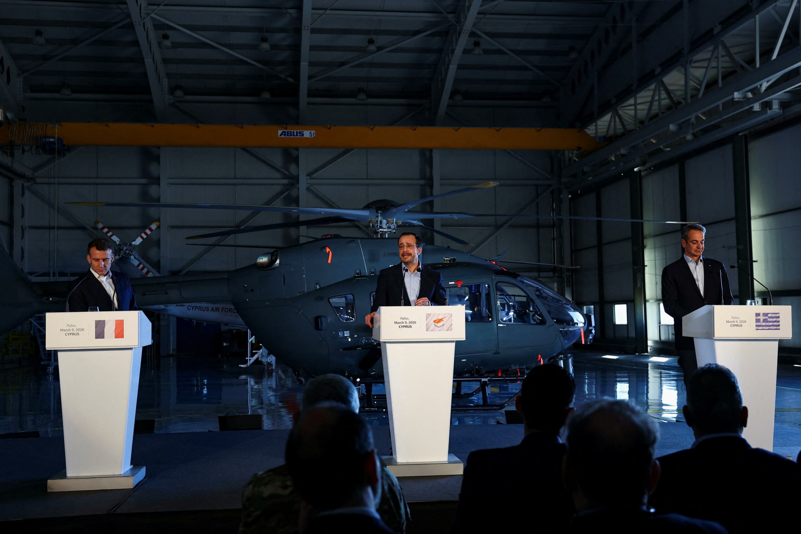 Stretto di Hormuz: Macron annuncia missione di scorta per quando il conflitto si attenuerà