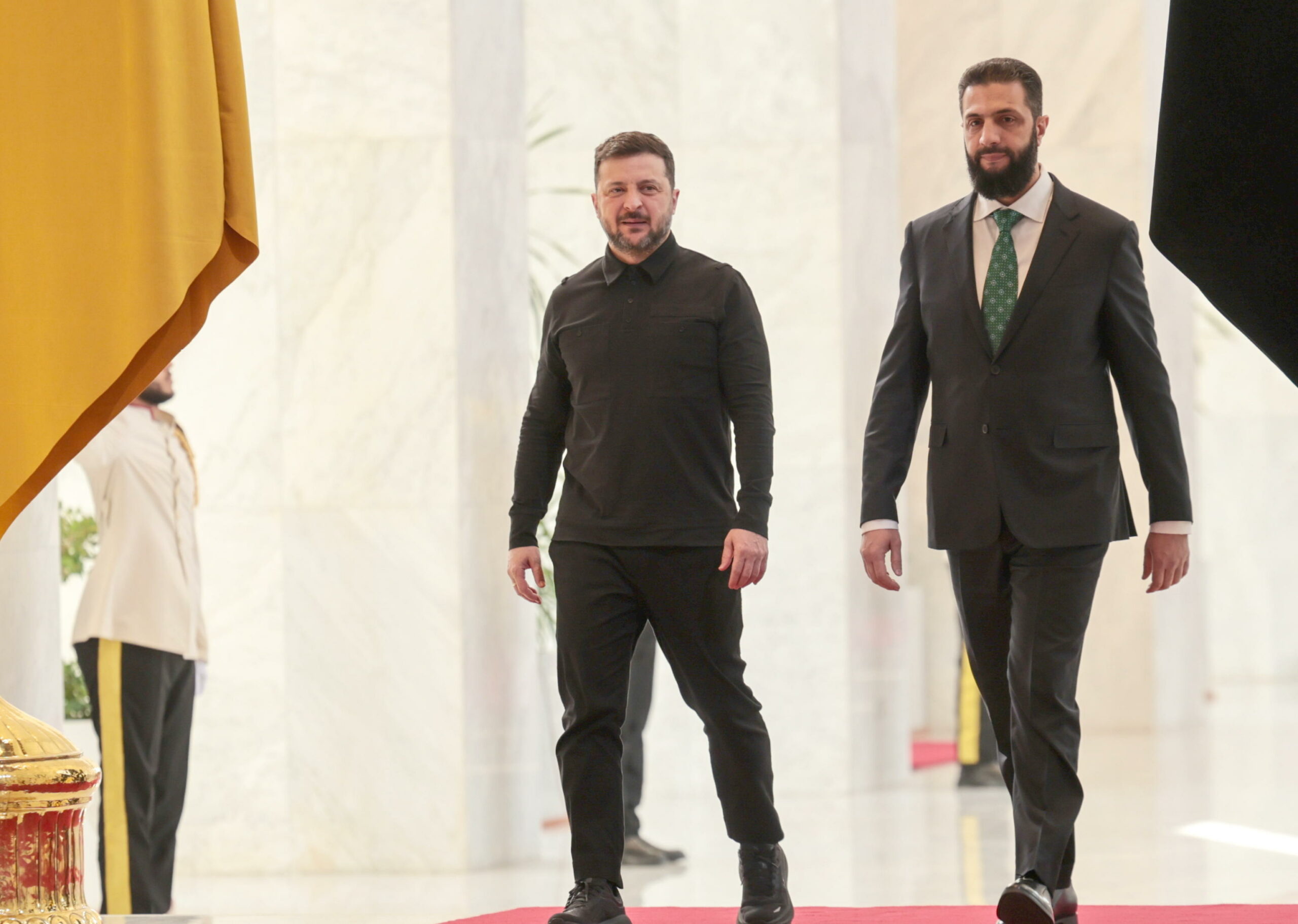 Zelensky rafforza legami di sicurezza con Siria e Turchia