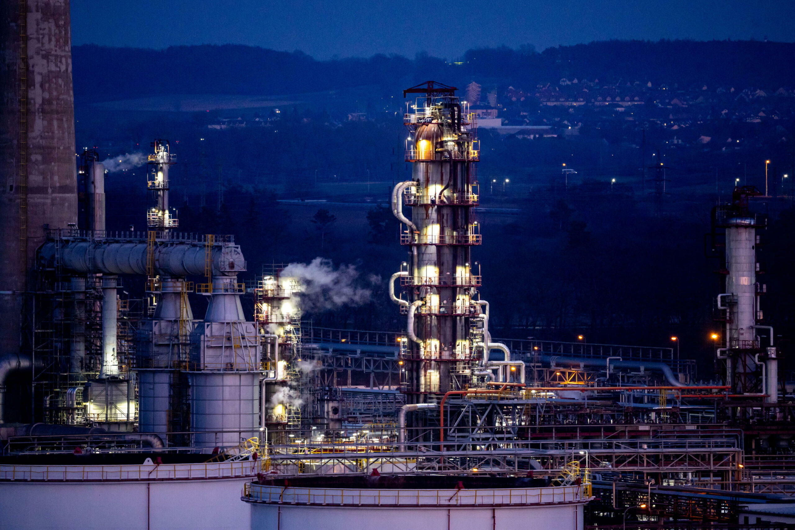 Cina rafforza influenza energetica sulle Filippine, mentre Manila inizia esercitazioni militari con USA