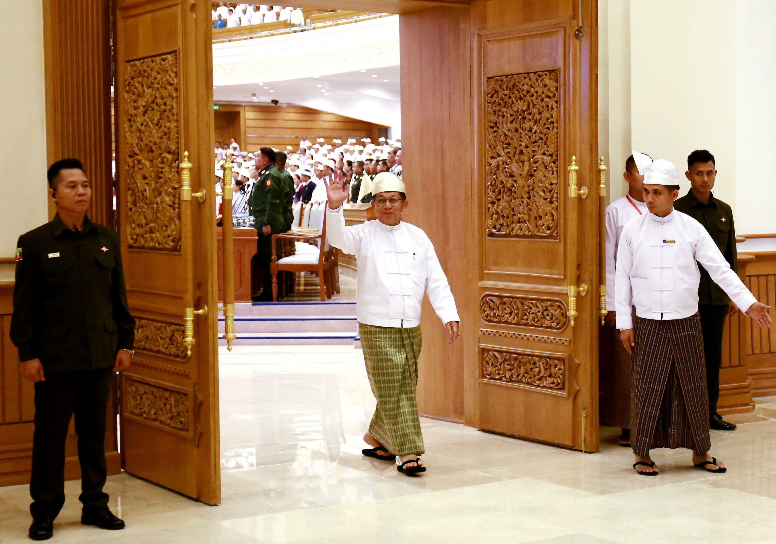 Myanmar punta a normalizzare rapporti con ASEAN mentre nomina nuovo governo