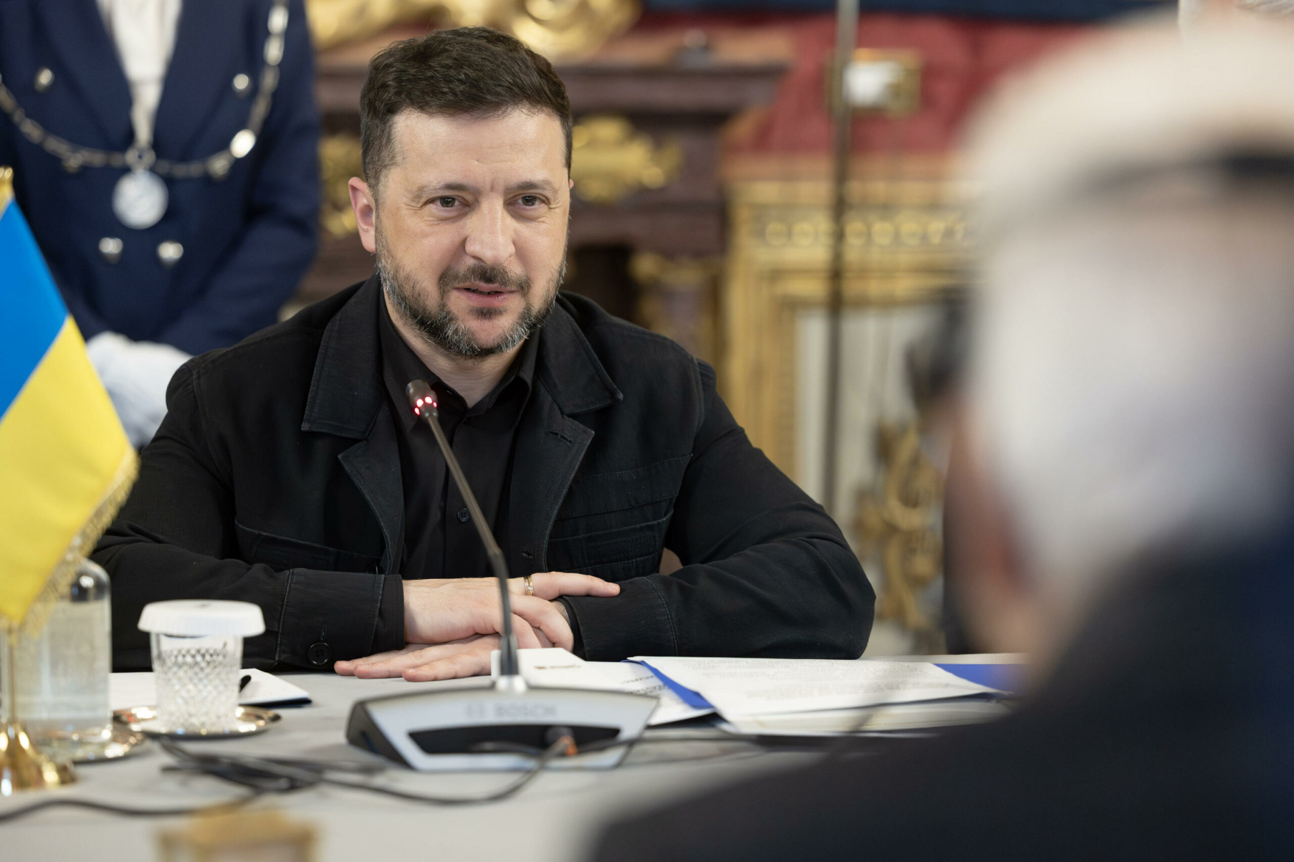 Ucraina: Francia e Germania propongono fase di adesione all’UE “più leggera”