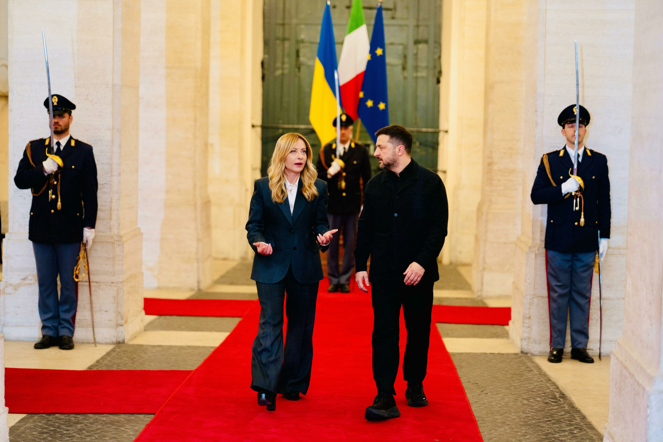 Italia starebbe rinviando 13esimo pacchetto di aiuti militari a Kiev in attesa delle elezioni USA