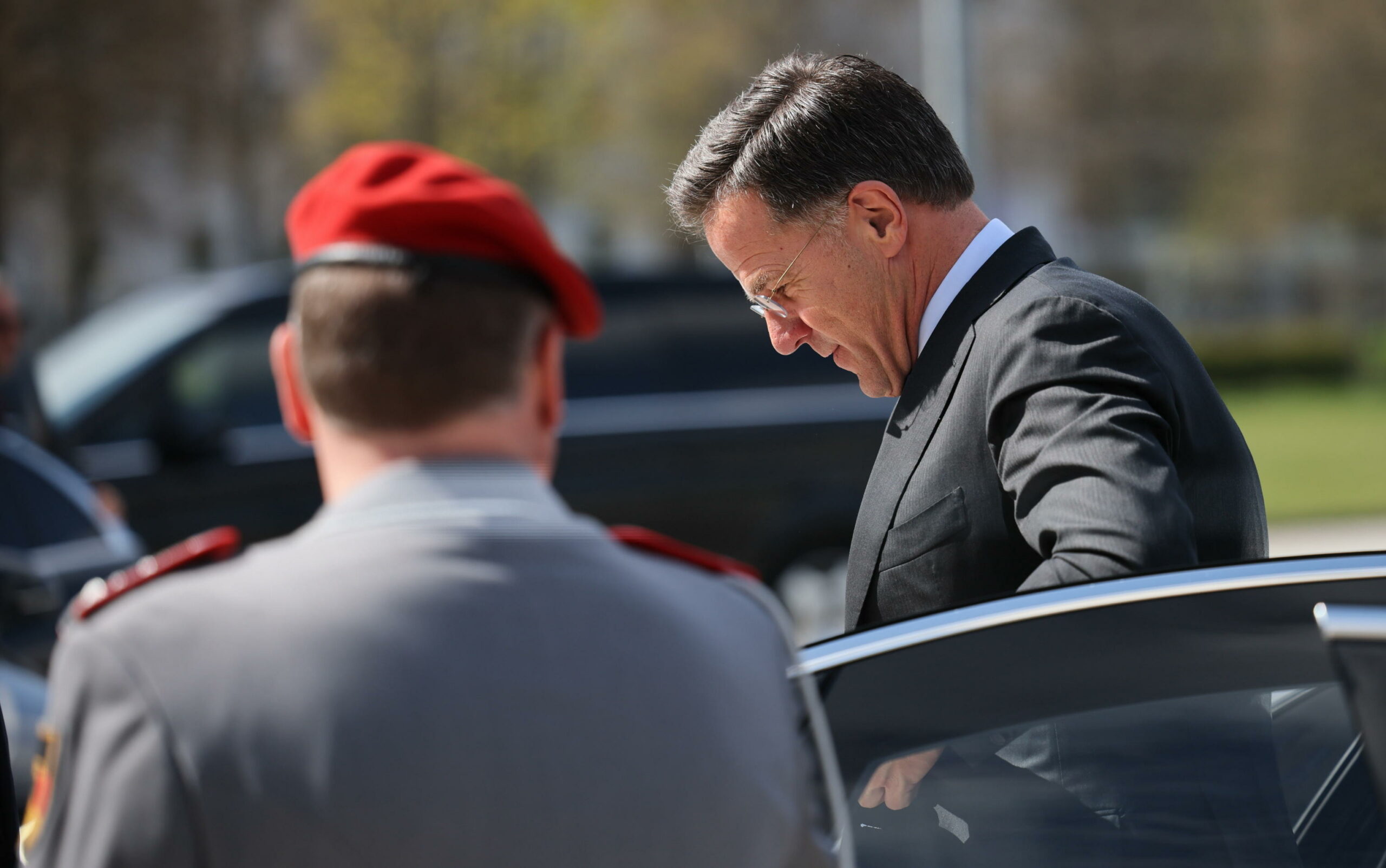 Reuters: “NATO, provata da decisioni di Trump, valuta di porre fine ai vertici annuali”