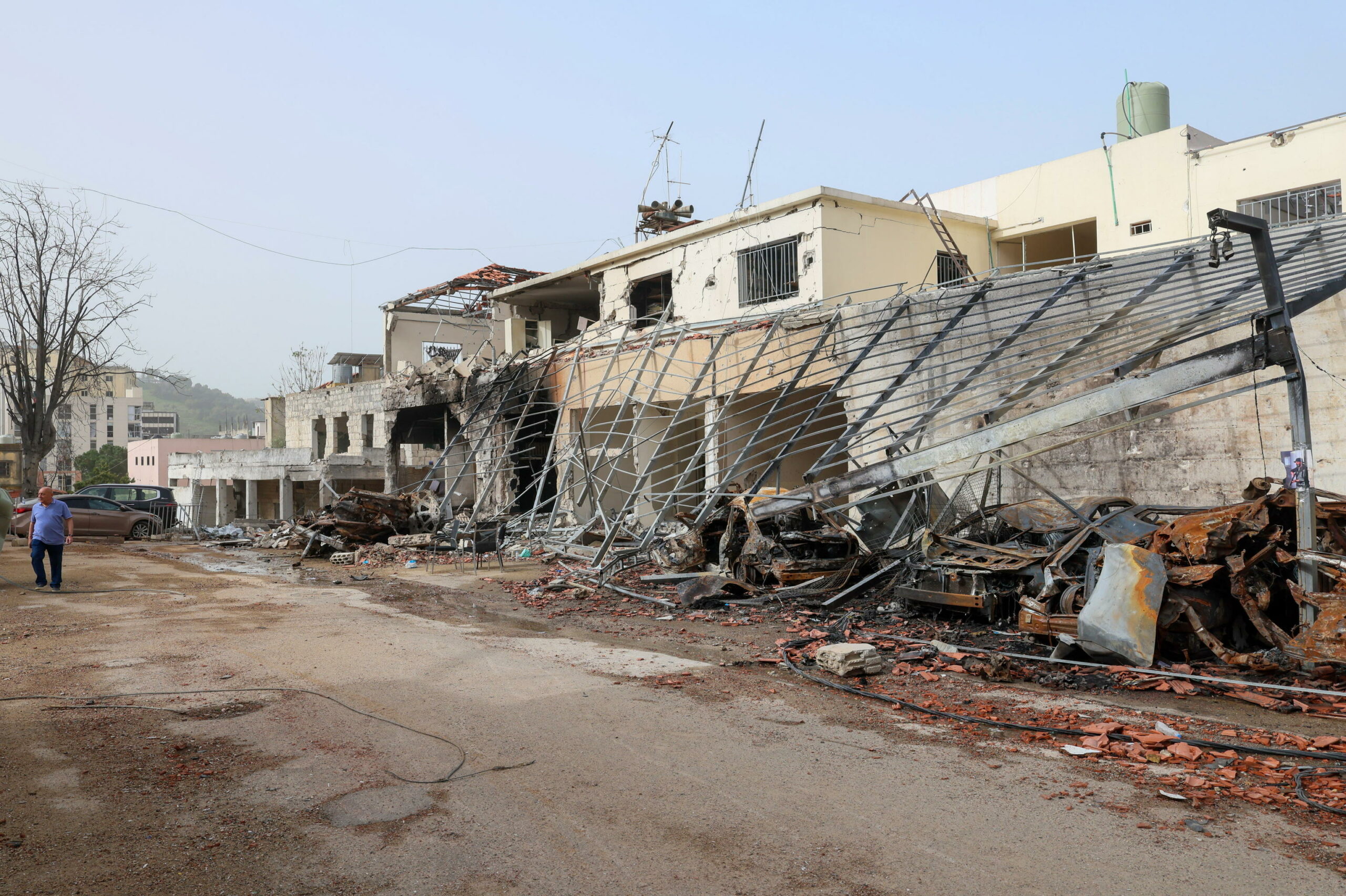 Libano: Israele afferma di aver tracciato una “linea gialla” come a Gaza