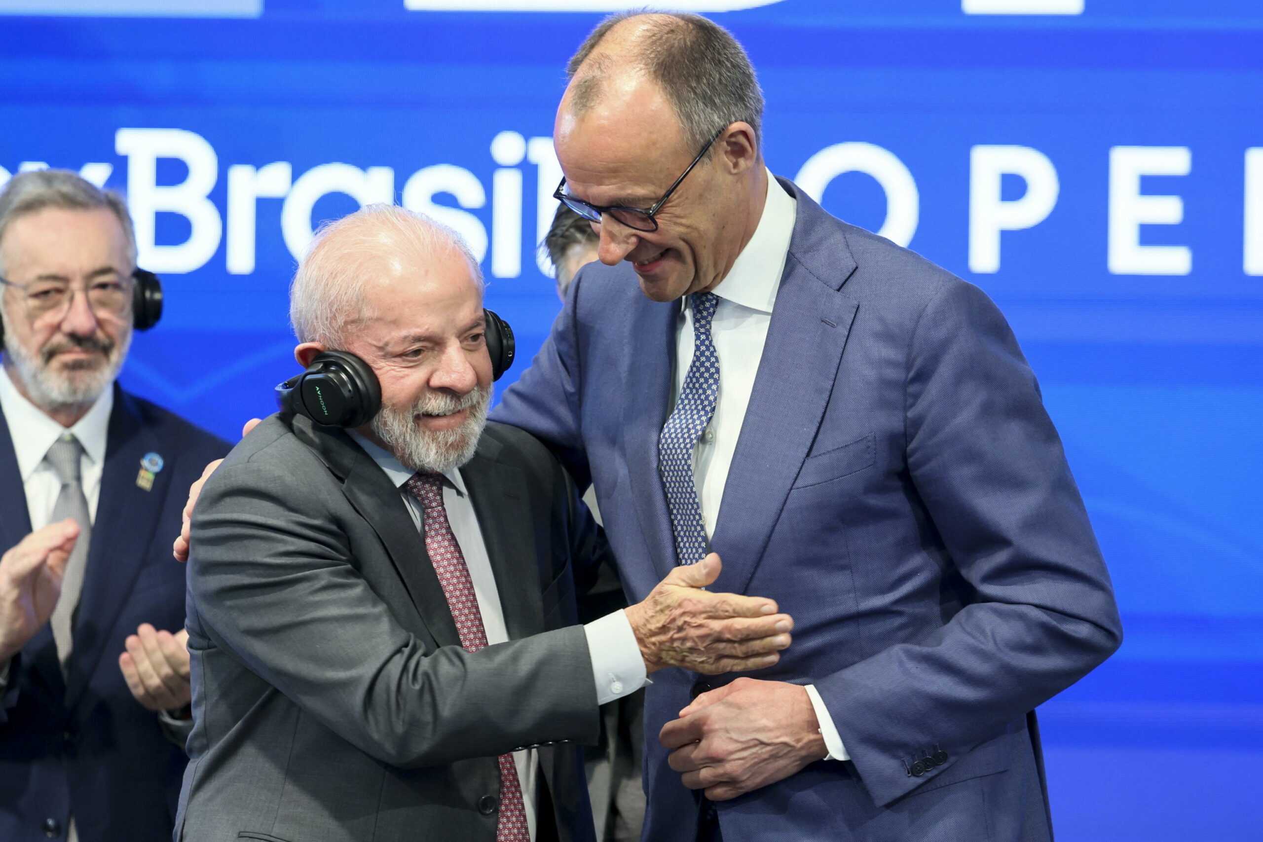 Germania e Brasile ampliano rapporti politici, economici e di difesa