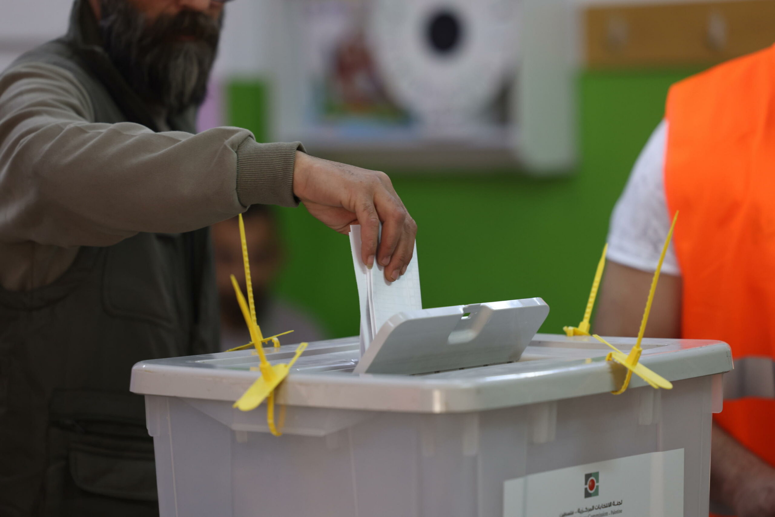 Lealisti di Abbas vincono elezioni municipali palestinesi