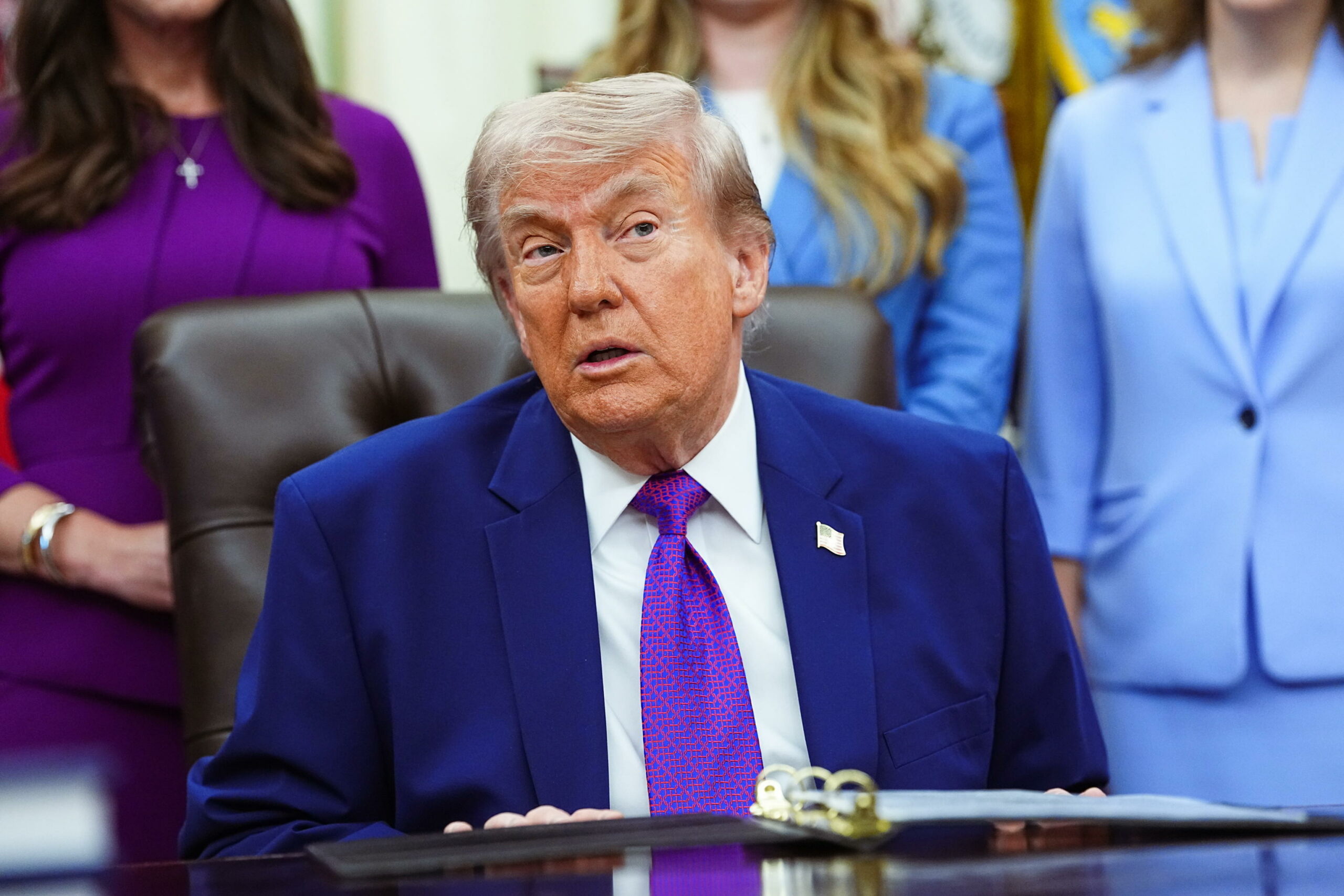 Trump valuta ripresa delle operazioni militari contro Iran