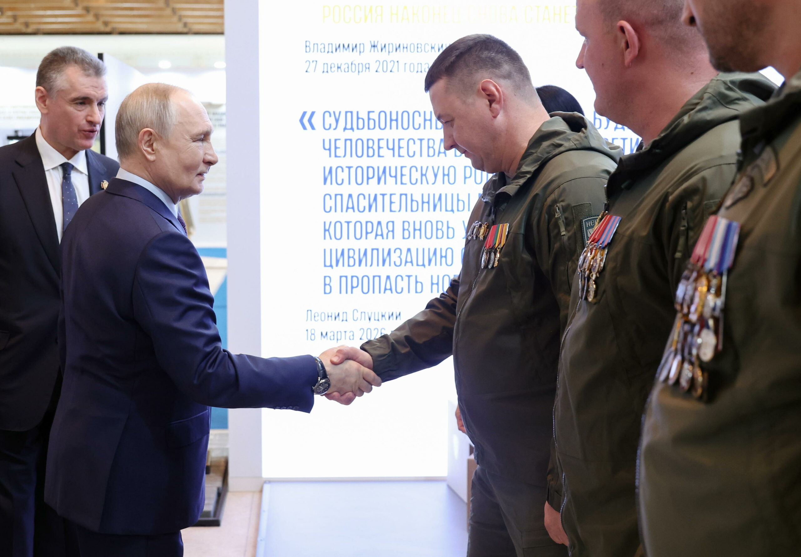 Russia: Parlamento approva legge che autorizza Cremlino a schierare truppe all’estero