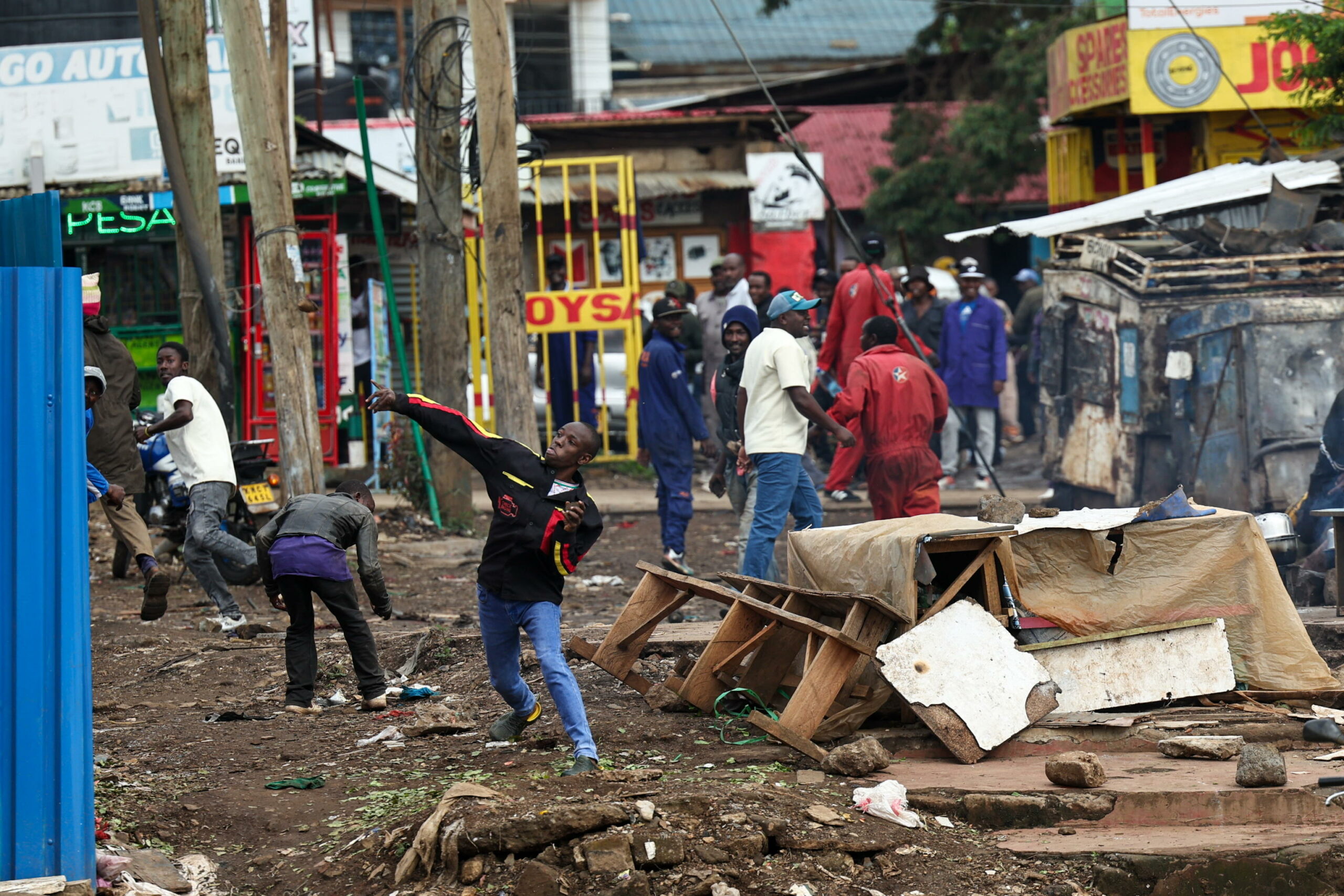 Kenya: 4 morti nelle proteste contro l’aumento dei prezzi del carburante