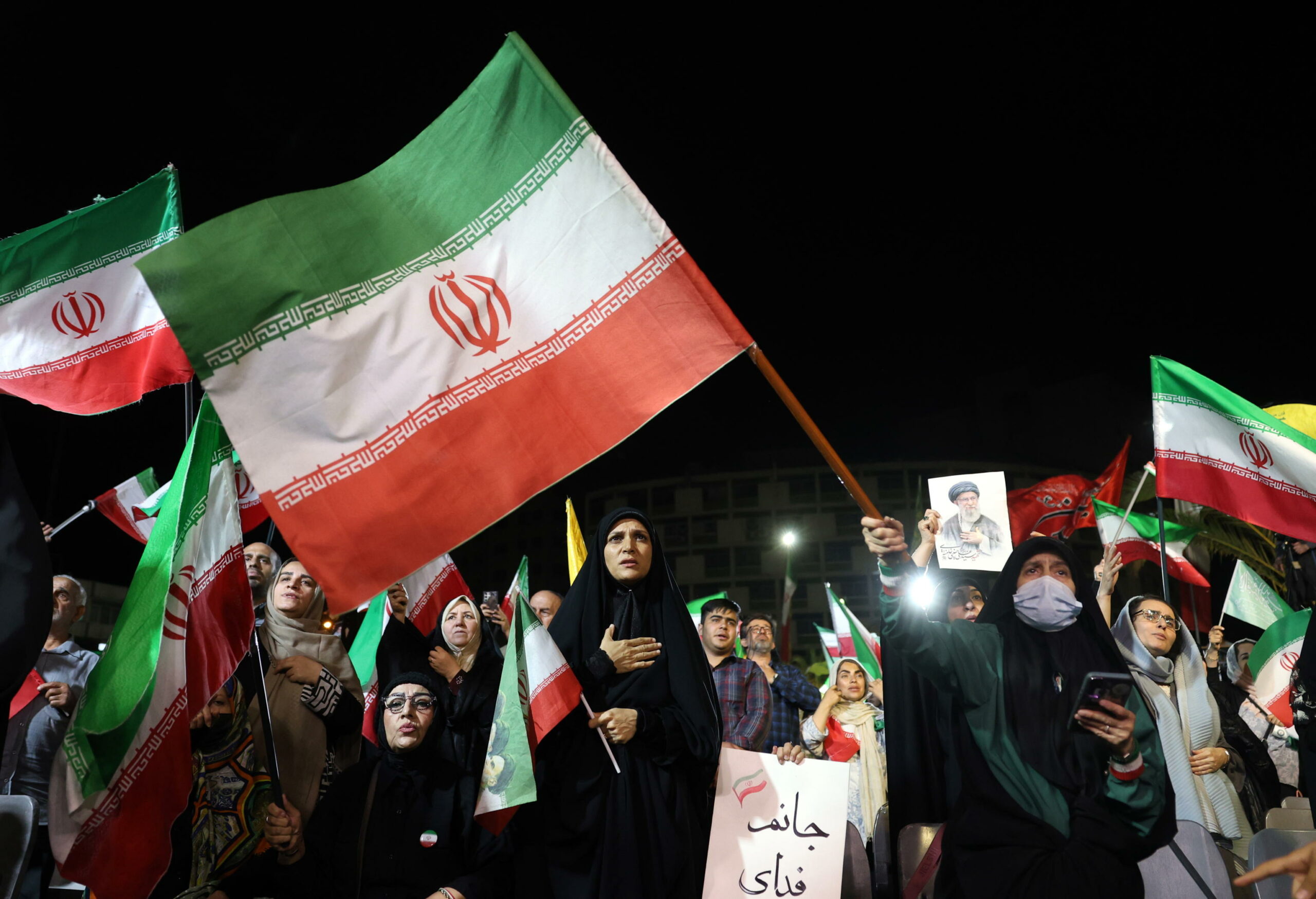 Iran lancia missili contro Israele per la prima volta dal cessate il fuoco: Trump chiede a Netanyah di non rispondere