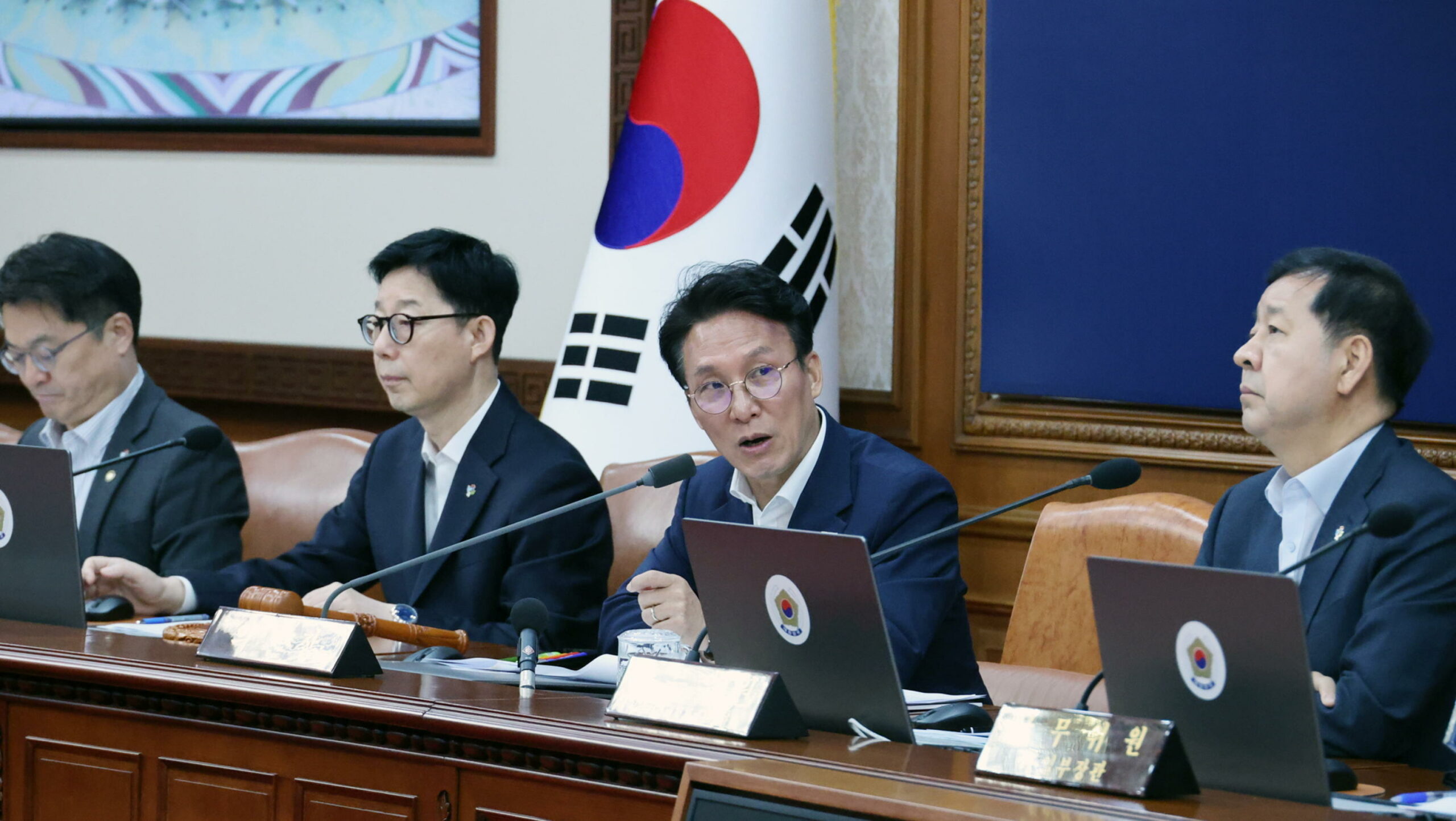 Corea del Sud: Parlamento avvia indagine su carenza schede elettorali