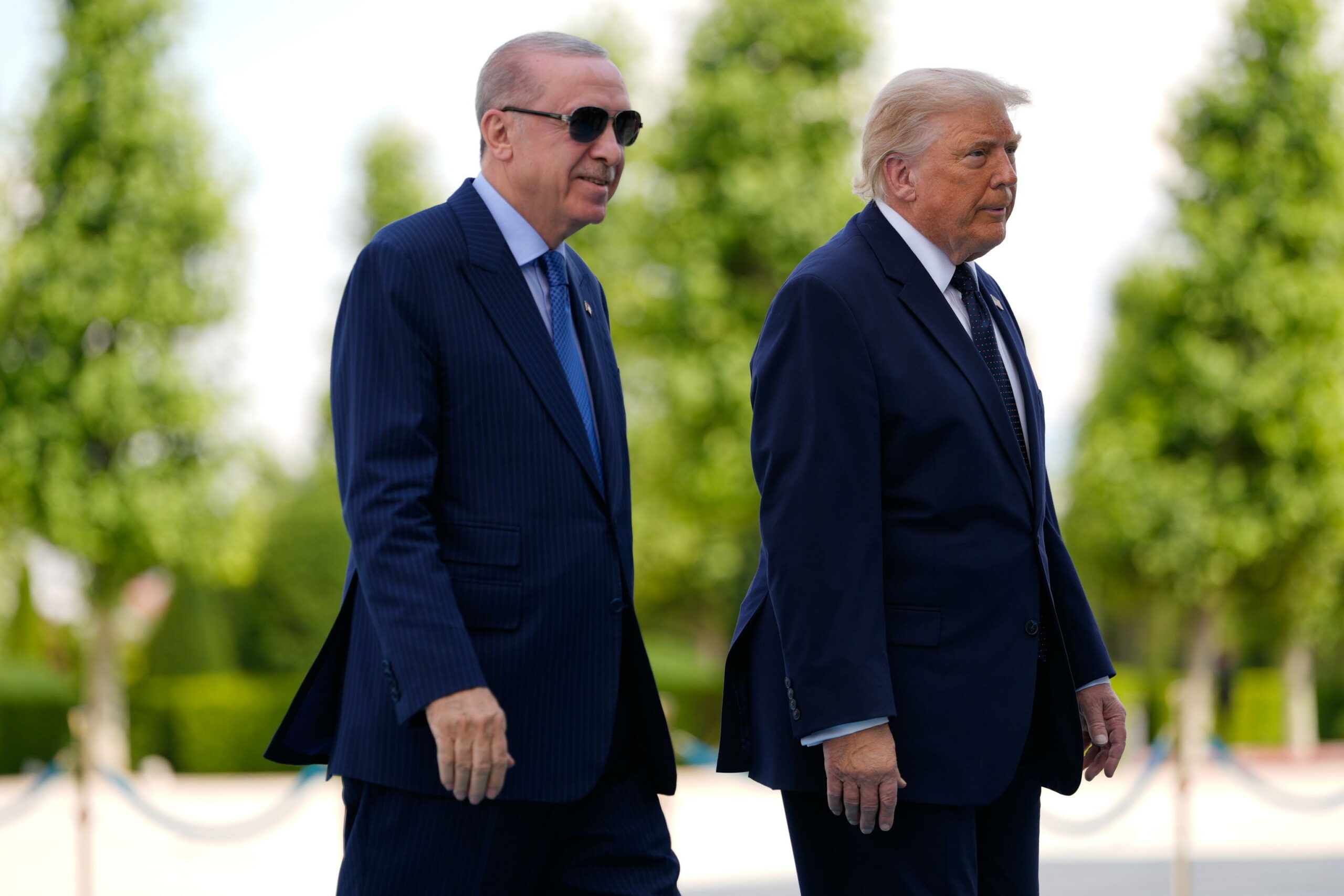 Primo giorno Forum Difesa NATO in Turchia: Trump “deluso dall’alleanza”