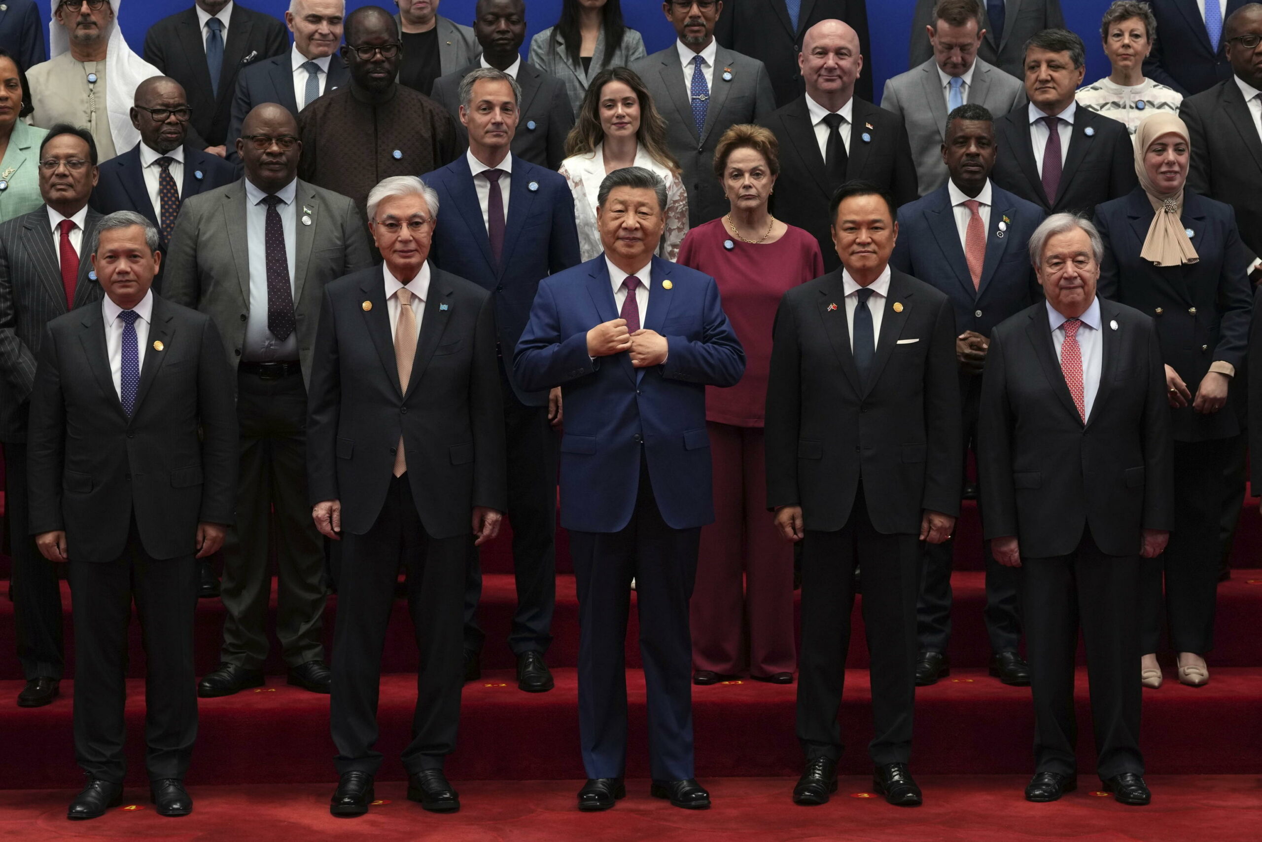 Xi saluta “nuovo livello” raggiunto nelle relazioni tra Cina e Kazakistan