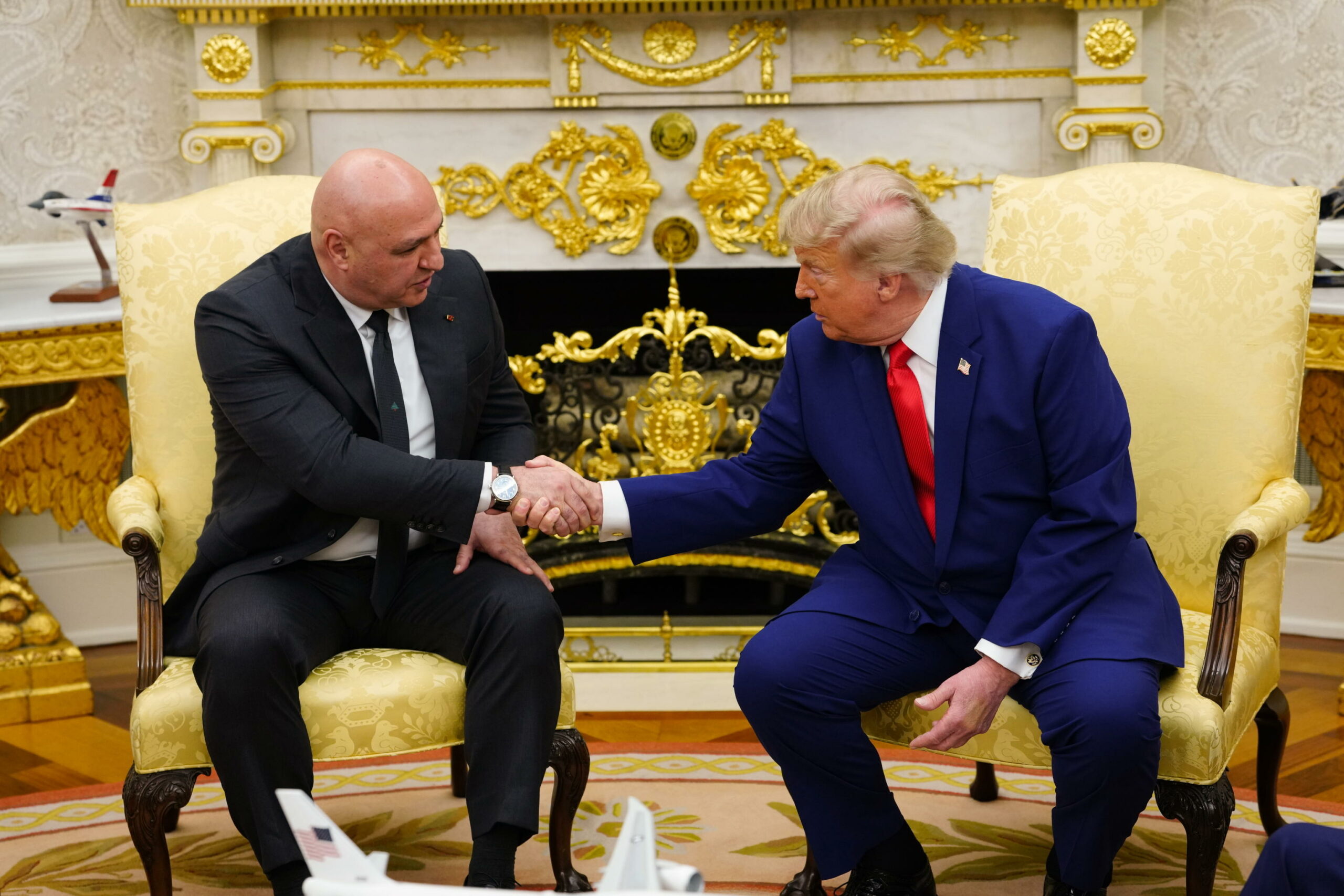 Trump promette di aiutare il Libano in incontro con presidente
