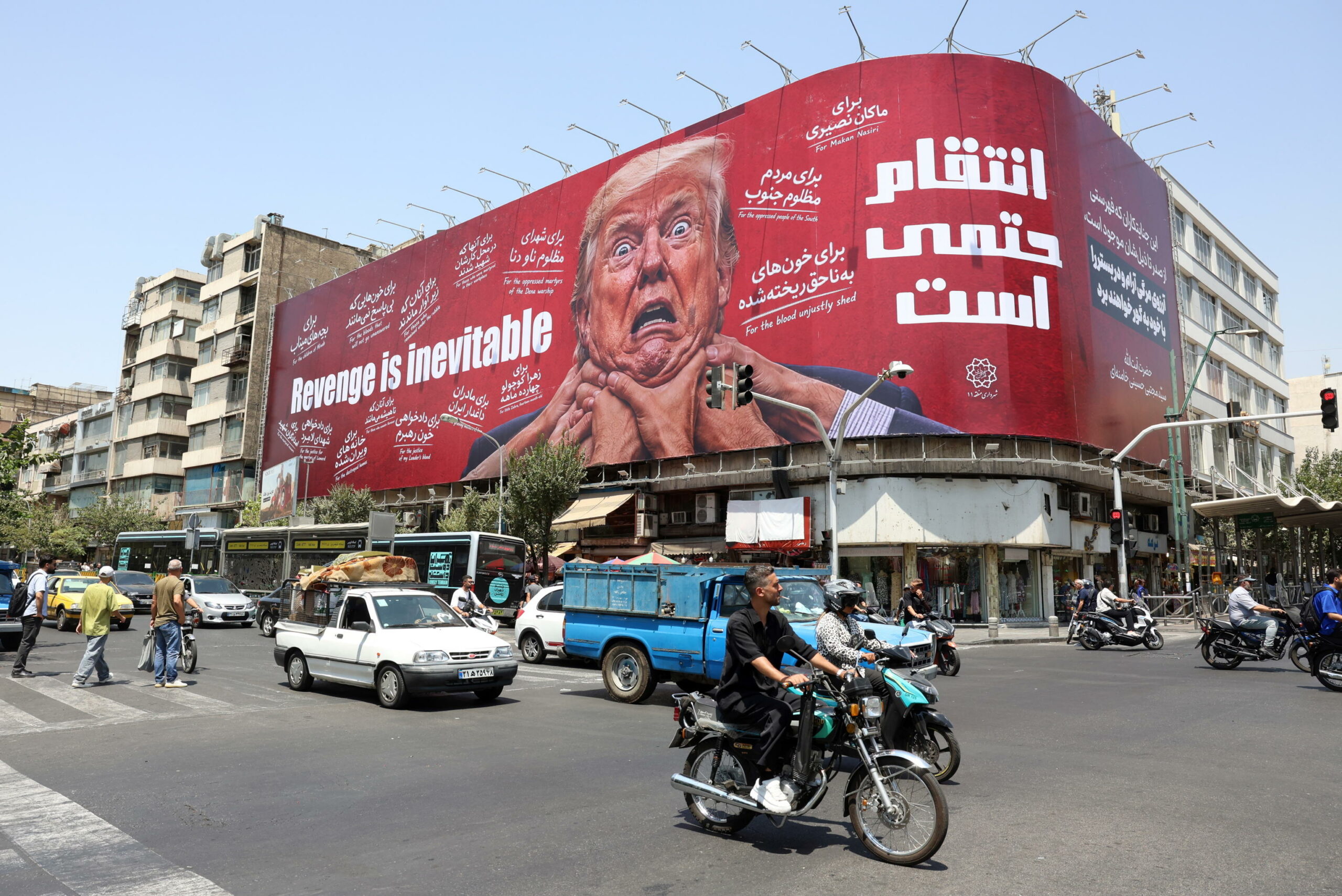 Trump annuncia nuovi negoziati con l’Iran dopo aver sospeso i raid