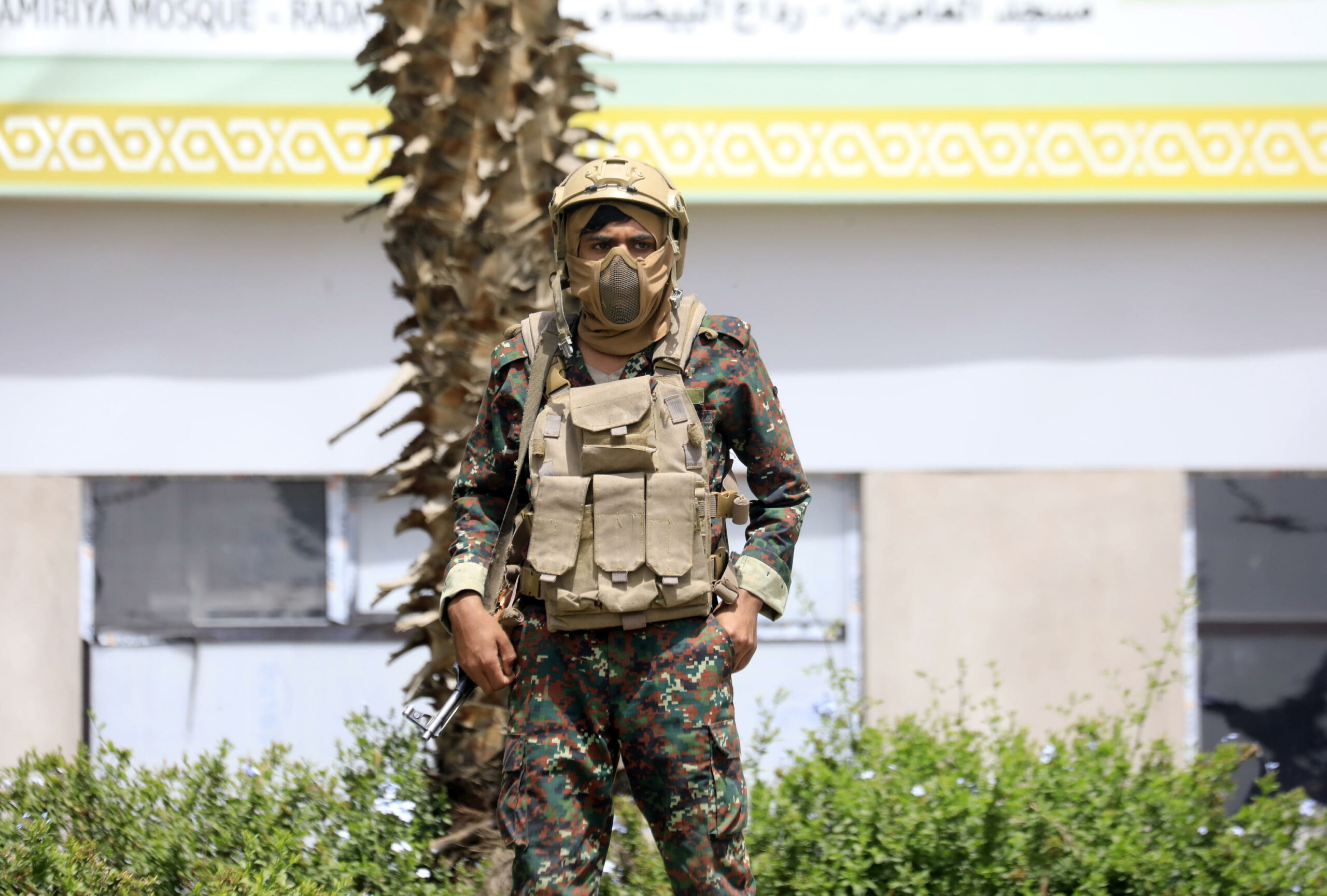 Yemen conferma almeno 30 morti in raid Houthi contro esercito governativo