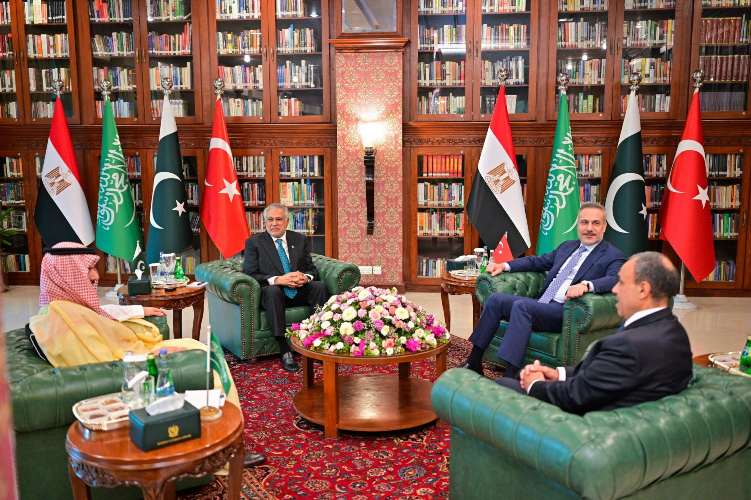 Arabia Saudita, Turchia e Pakistan firmano patto di difesa reciproca