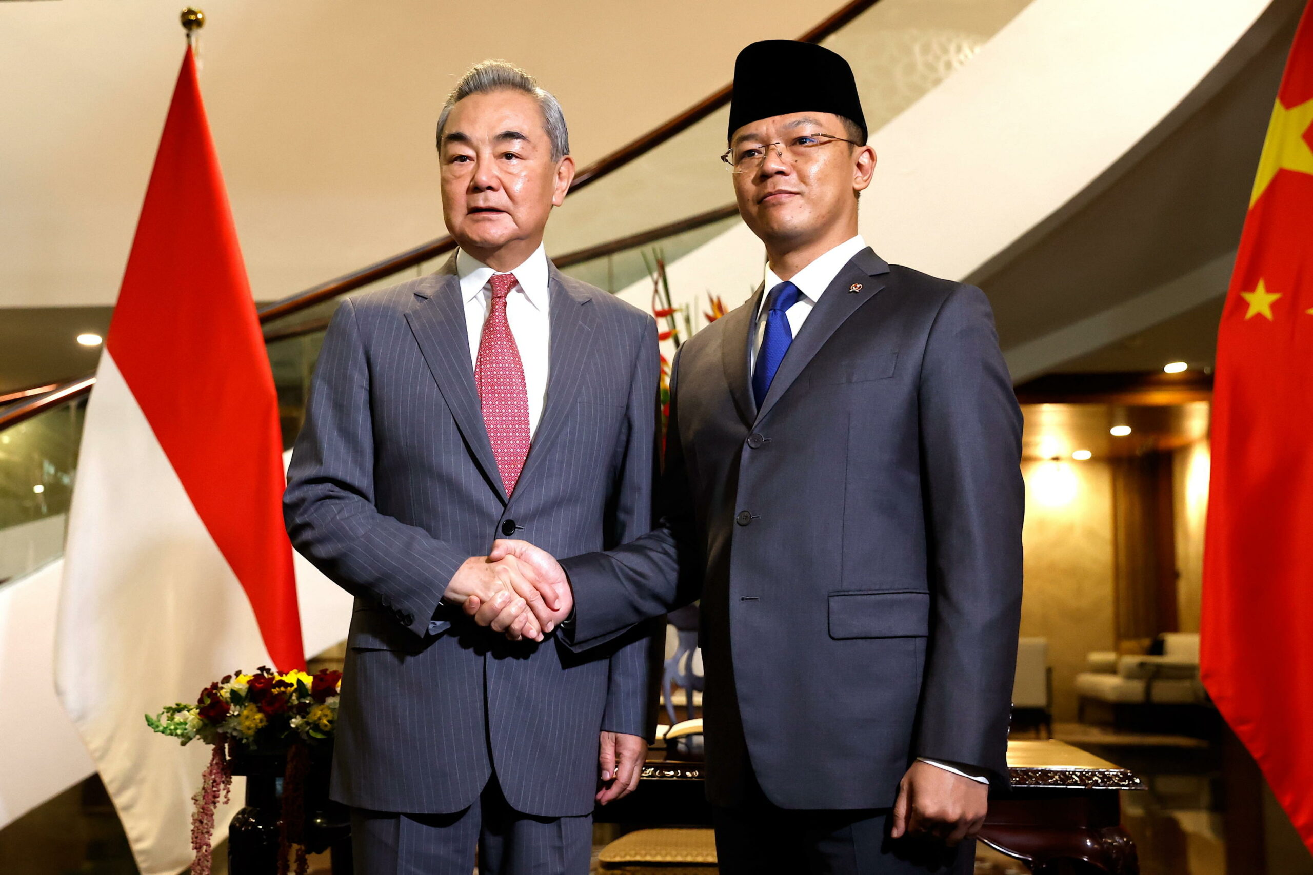 Cina e Indonesia rafforzano legami militari, minerali, energetici e tecnologici