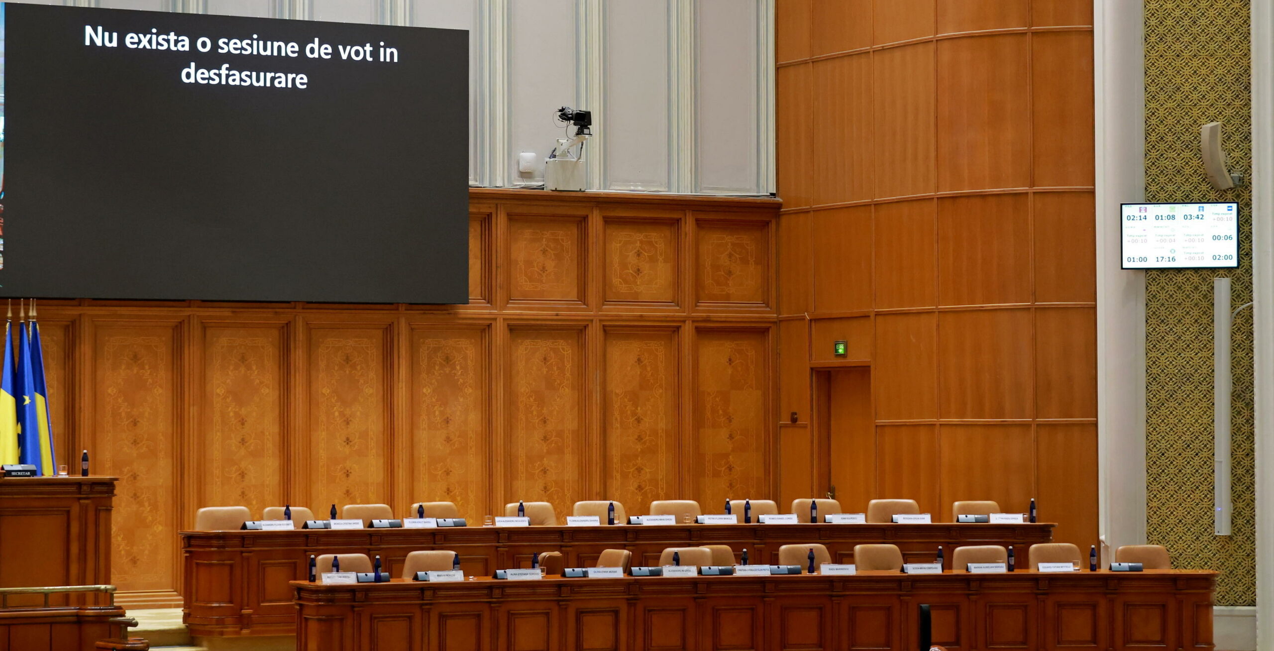 Romania approva legge controversa che destituisce leader partito liberale dalla carica di sindaco