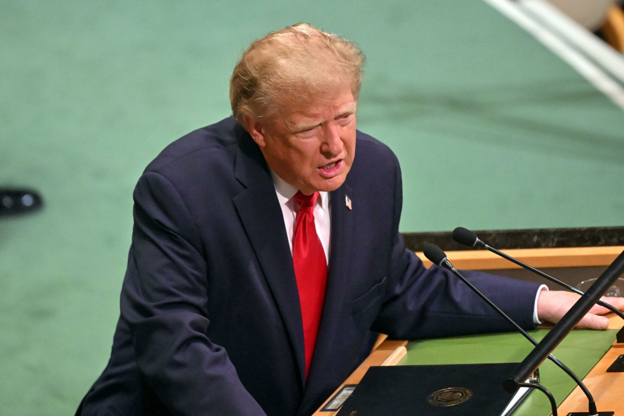 Trump avverte l’Onu che potrebbe “annientare” l’Iran”