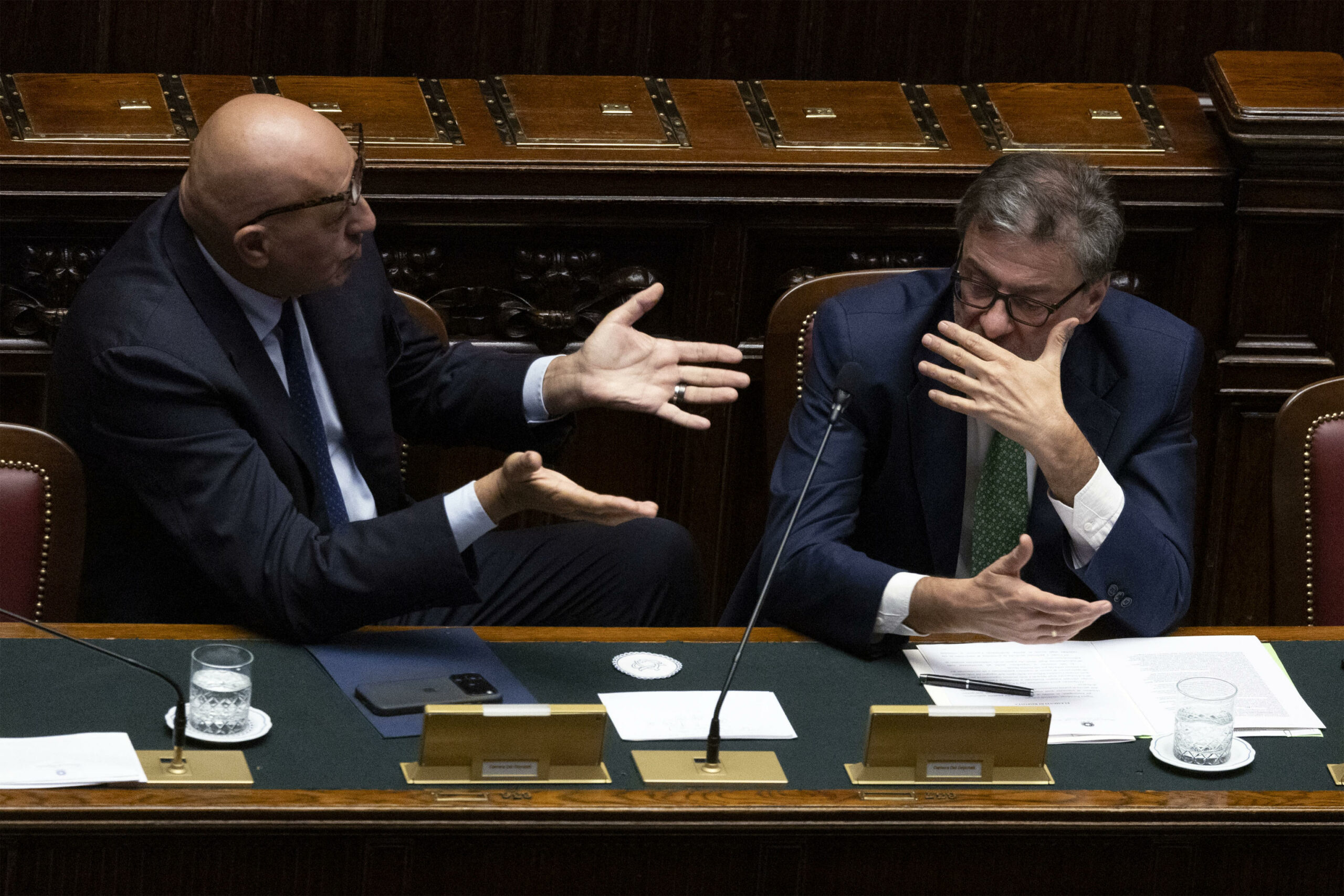 Macron e Crosetto smentiscono report El Mundo su potenziale attacco russo