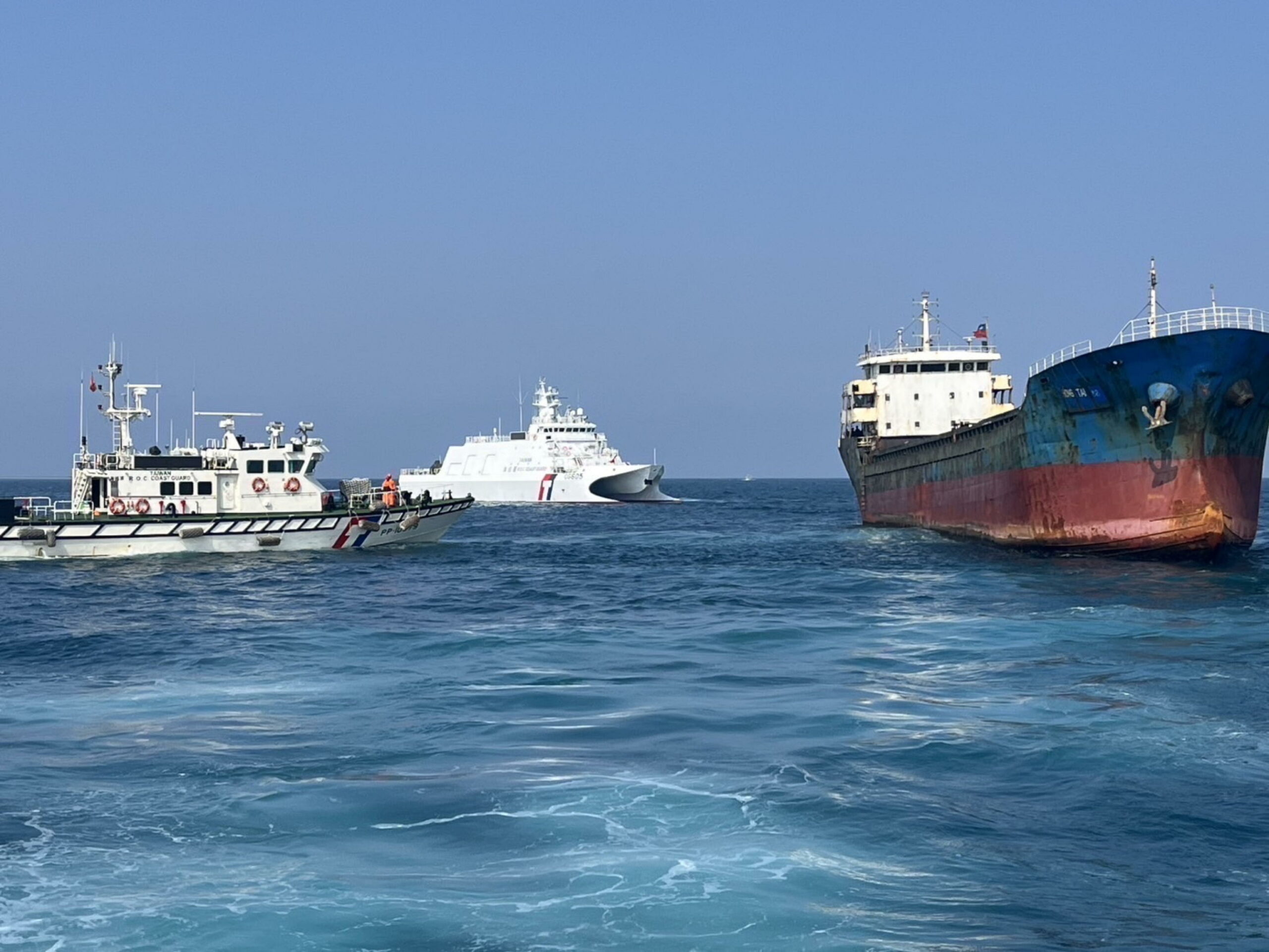 Reuters: “Avvistata per la prima volta imbarcazione milizia cinese al largo costa orientale di Taiwan”