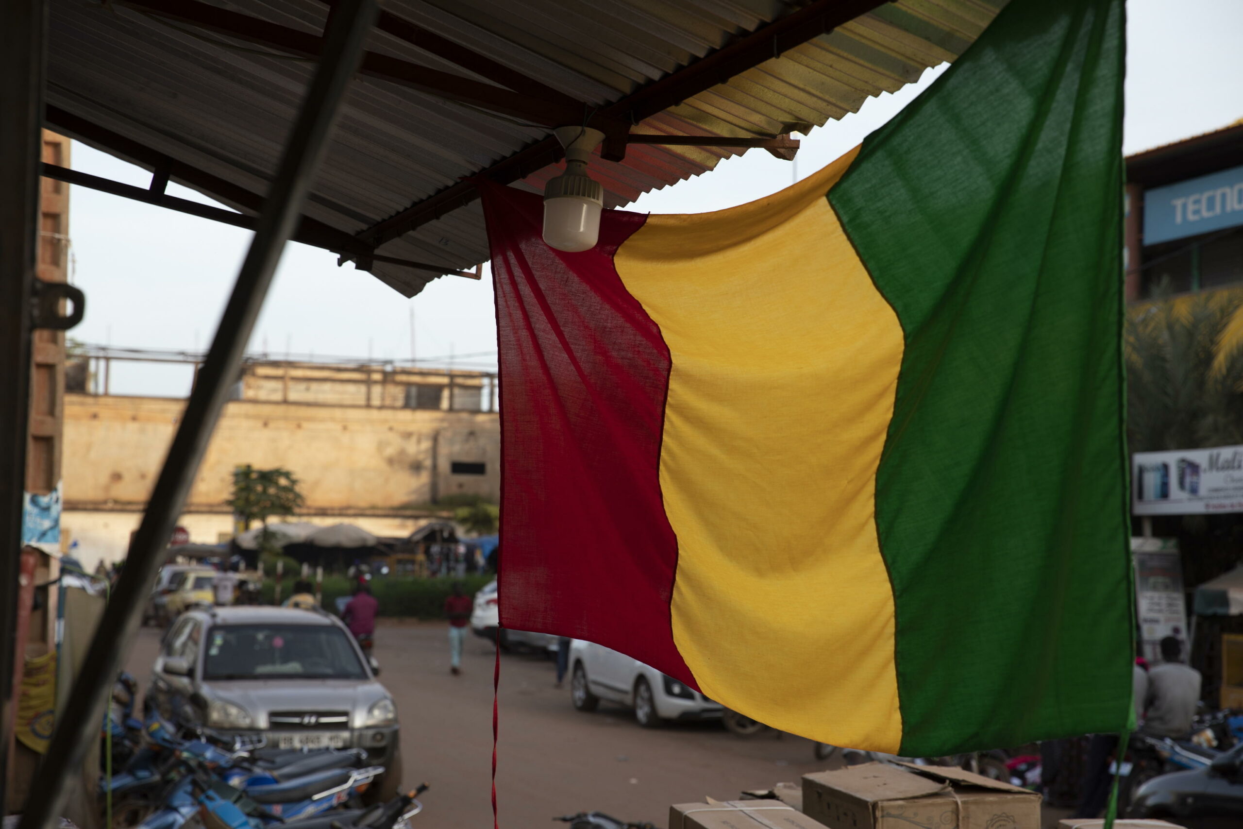 Human Rights Watch: forze maliane e sostenitori russi hanno ucciso decine di civili in attacchi con droni